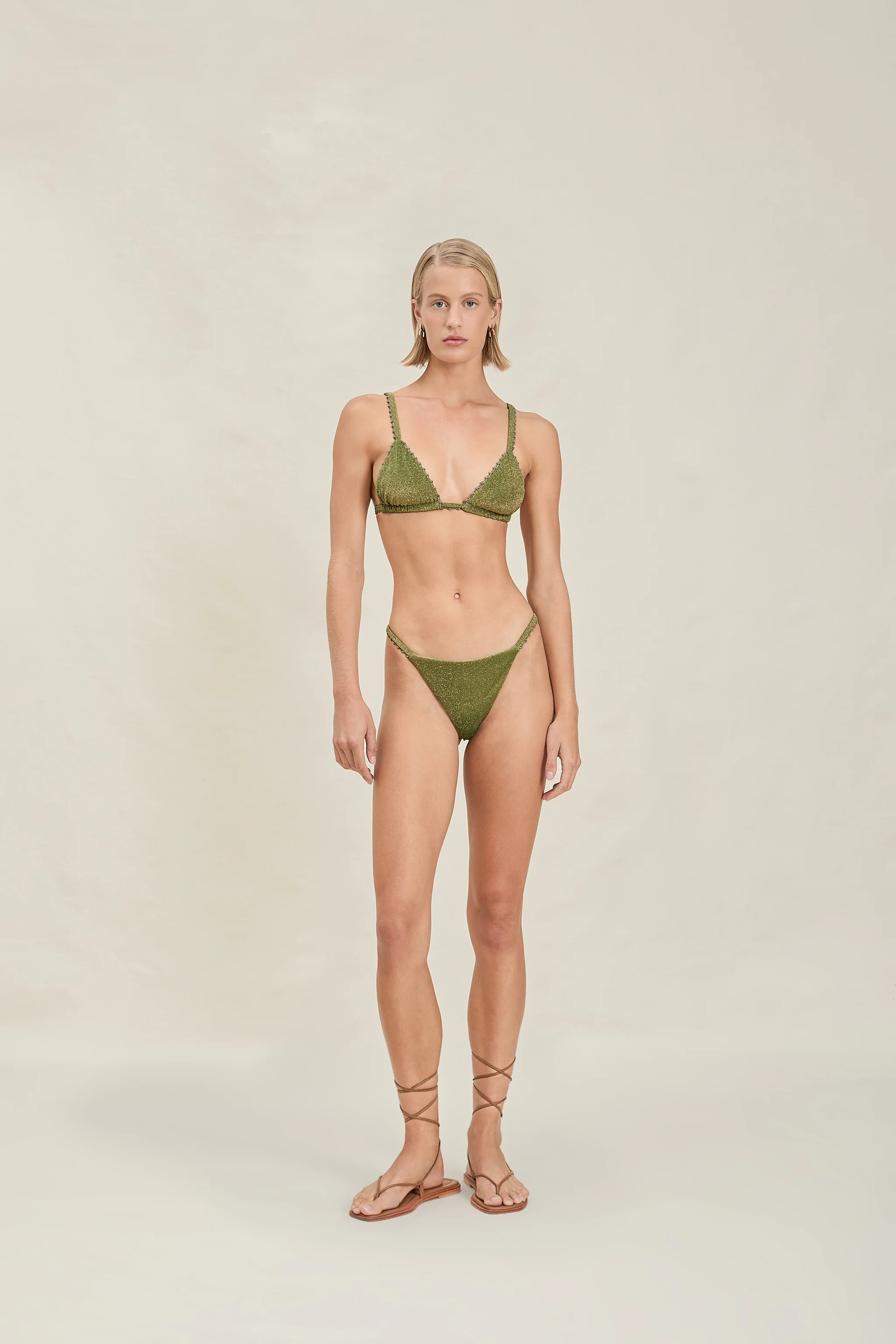 Zack Bottom | Devon Windsor