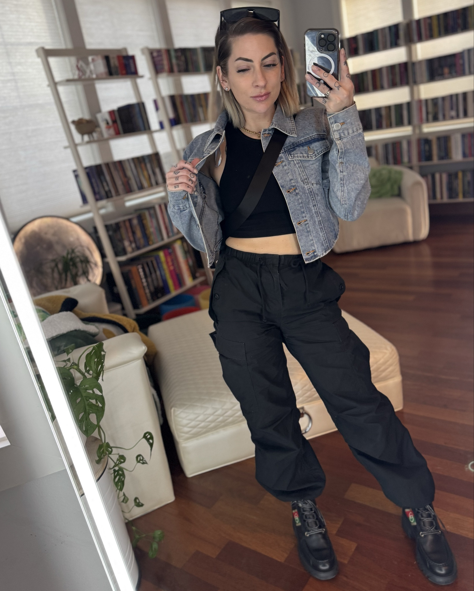 The perfect parachute cargo pants and jean jacket! 