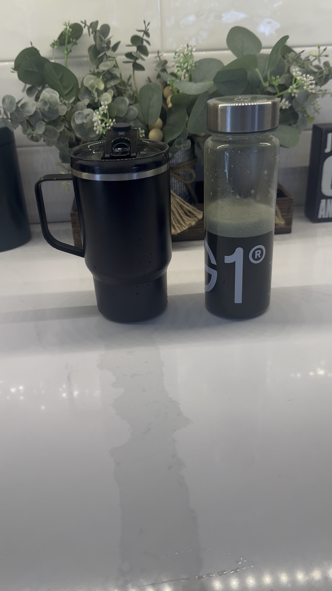 How I start my everyday!!! Tagged all my morning supplements & face care, along with go to lounge! 🙃🩷😘 #coffee #AG1 #greens #yum #mornings #health #fitness #lifestyle #vibes #energy #vitamins #lifelately

#LTKMostLoved #LTKActive #LTKHome