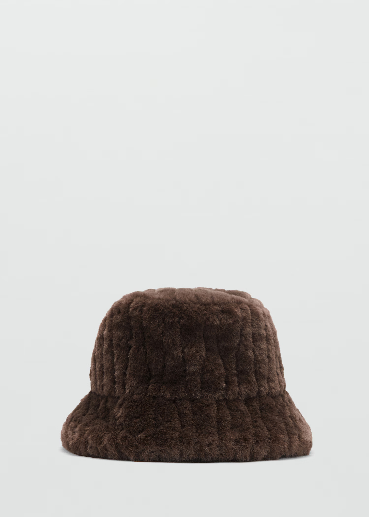 Faux-fur bucket hat | Mango (US/MX/AU)