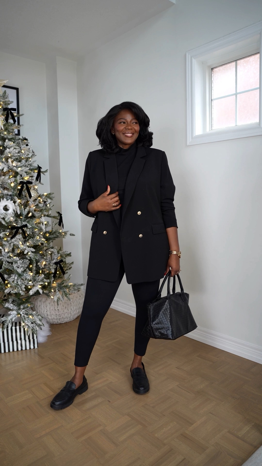  Comfort and style are non-negotiable for me, and @Spanx always delivers! These are a few of my go-to closet staples that keep me feeling comfy and chic, especially with the travel, cozy, and holiday season in full swing. The best part? You can snag them too—@Spanx is offering 30% off during their biggest sale of the year! And use code EXTRA10 for an additional 10% off. Don’t miss out!

Have you tried anything from Spanx before? I’d love to know your favorites! #spanxpartner 

#LTKCyberWeek #LTKPlusSize #LTKWatchNow