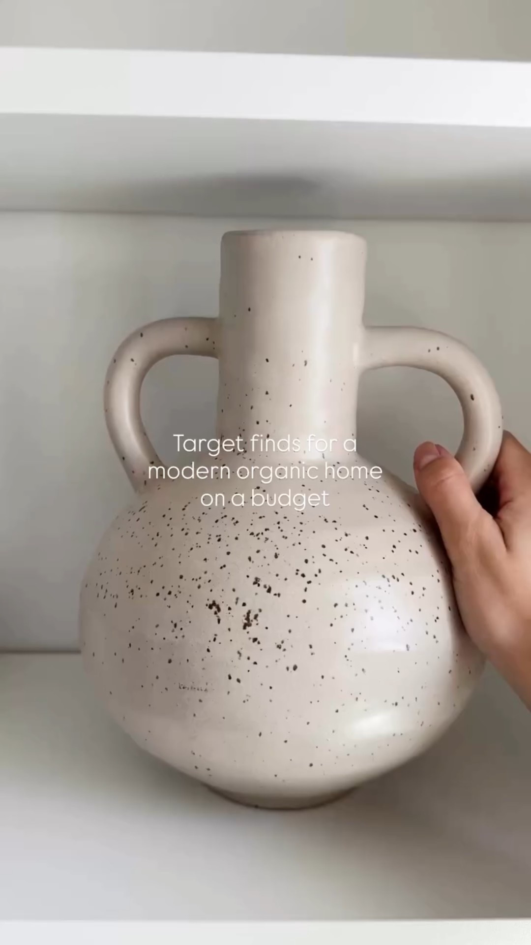 Neutral tones, natural textures, and versatile pieces you can style year round 🤝🏼