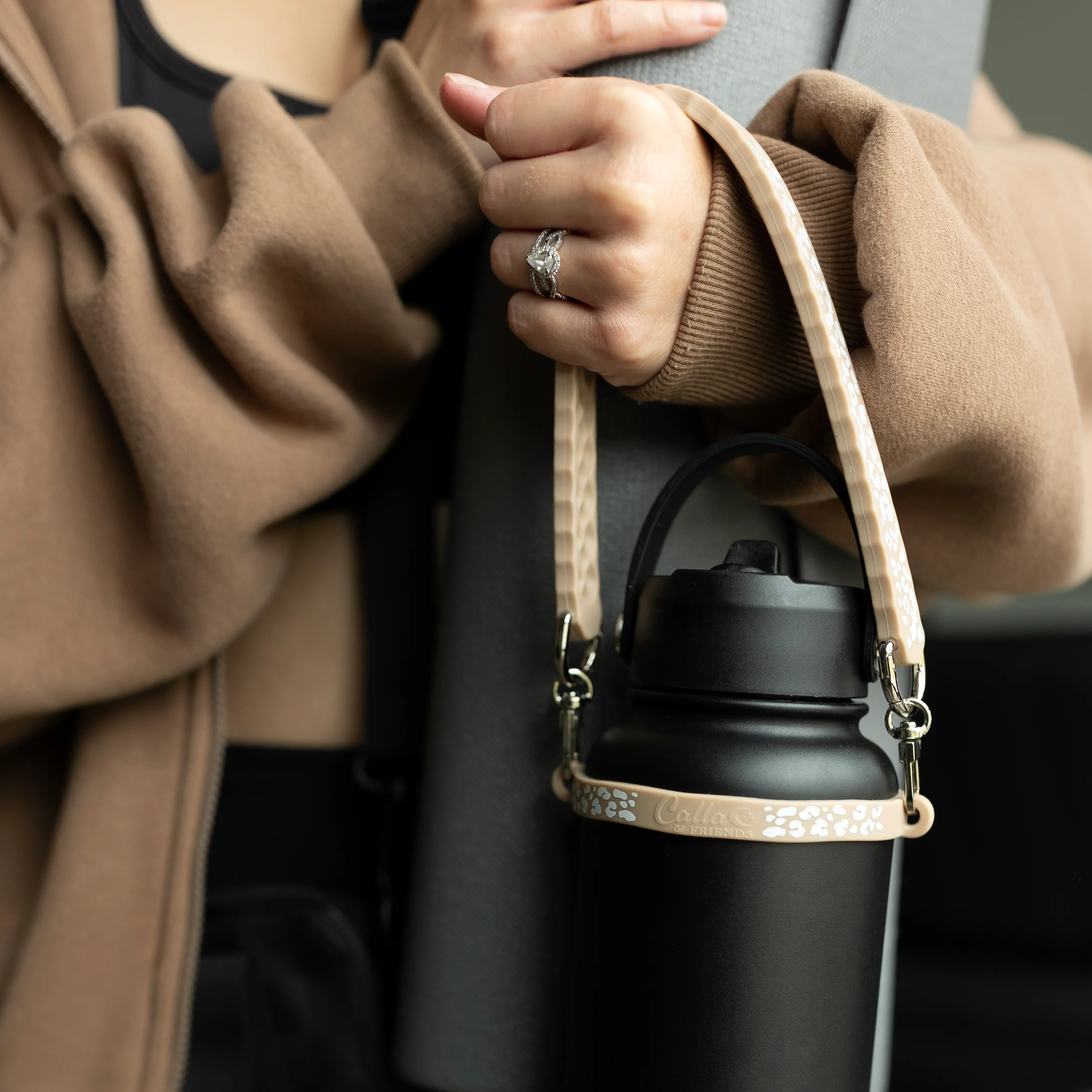 The HydraHandle - Leopard | Calla & Friends
