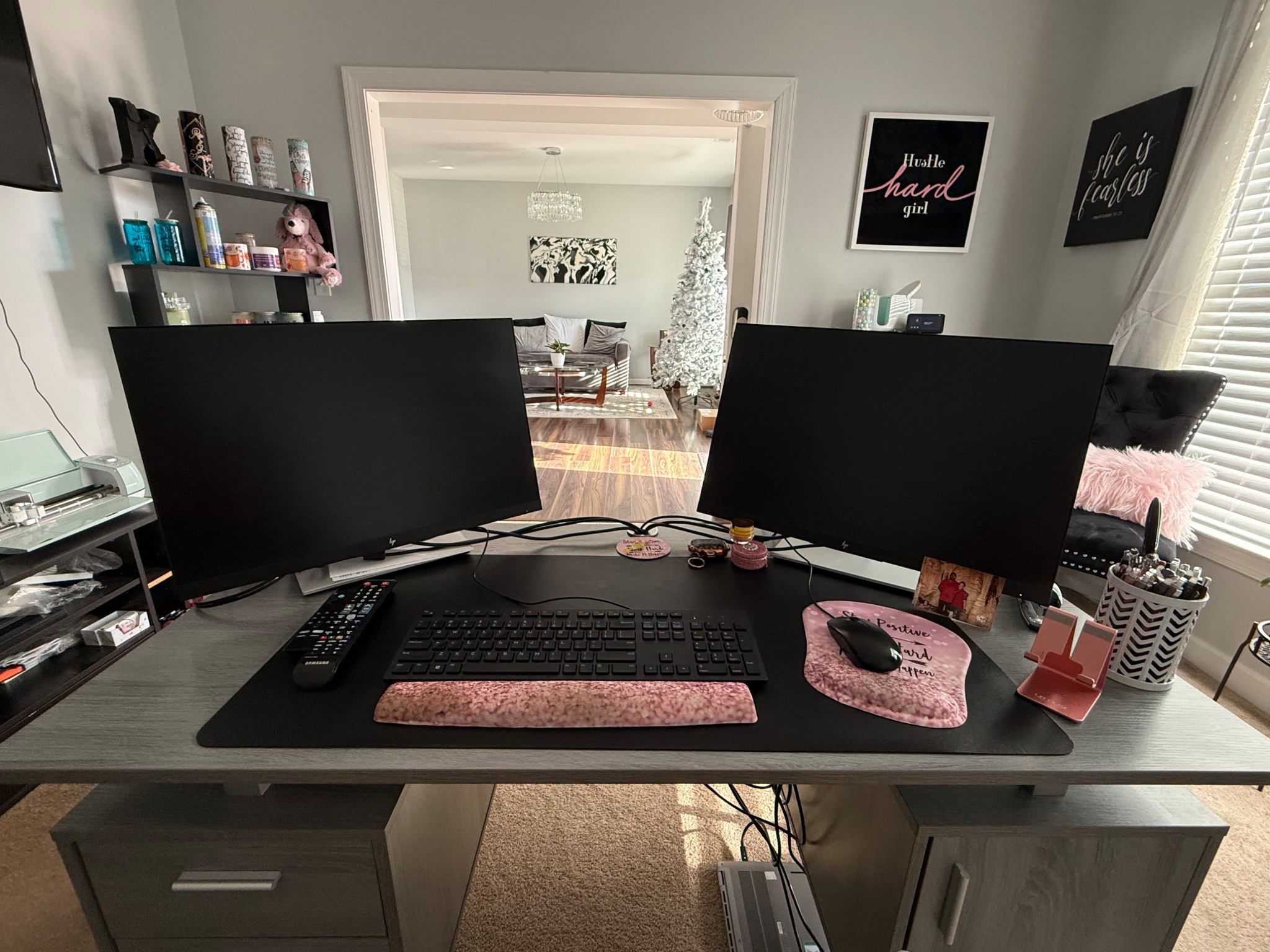 My work-from-home space will forever be my jam. You know why? Because there's no place like home! 🩷 #workspace #homeoffice #aladyworkshere #myshespace 

#LTKHome #LTKFindsUnder50 #LTKFindsUnder100