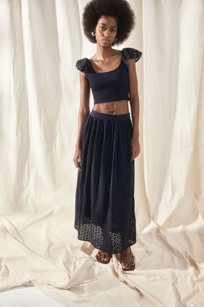 Eyelet Embroidery Maxi Skirt - Navy blue - Ladies | H&M US | H&M (US + CA)