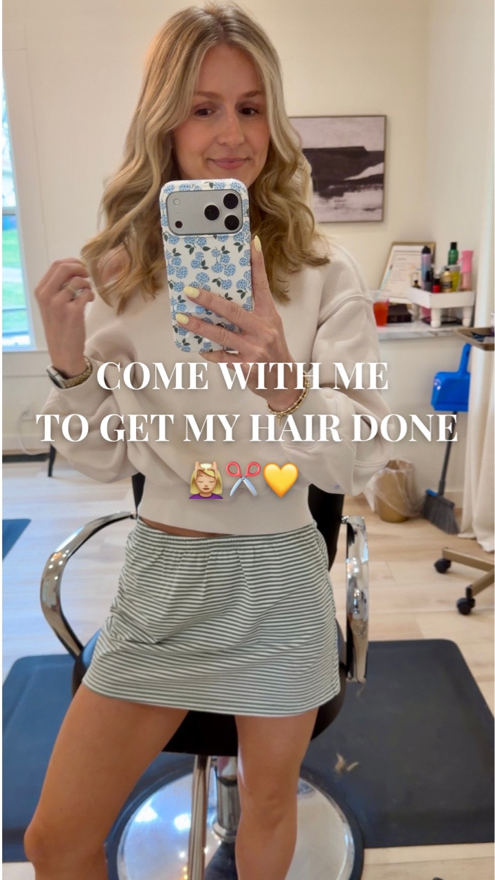Hair day is always the best day 💇🏼‍♀️💛✨
brightened & trimmed ✂️ by the best @renewed.salon 

Linked my ootd & products used at the salon ✂️

#hairvlog #blonde #hairday #hairrefresh
#redken #comewithme #hairtransformation #vlog #blondehair #hairinspo

#LTKselfcare #LTKdayinmylife