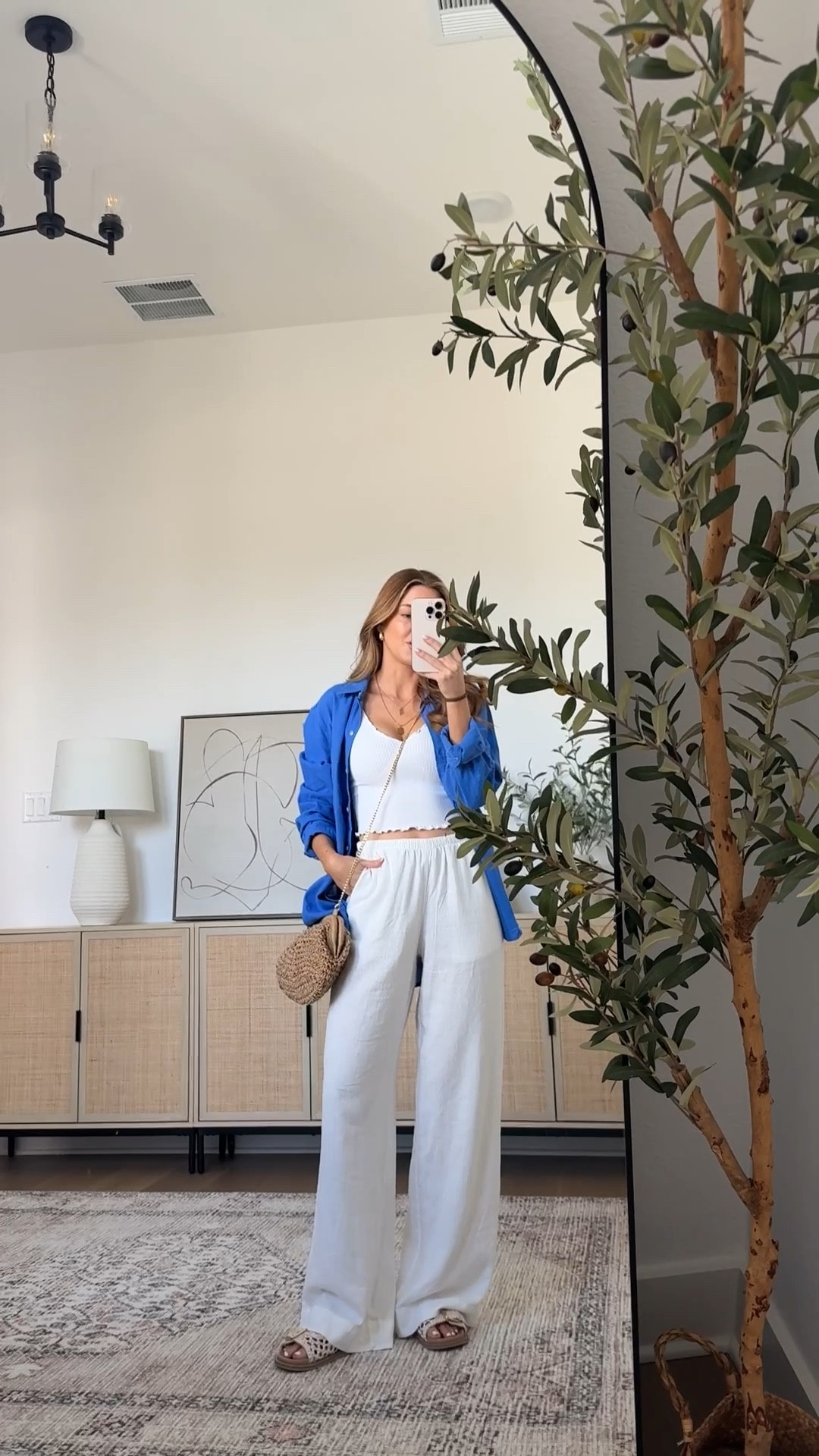 button up: xs // linen pants: xs // tank: xs/s // sandal: tts // liner: wherever walnut // gloss: soft pink 🤍
