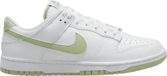 Dunk Low Retro Sneaker (Men) | Nordstrom