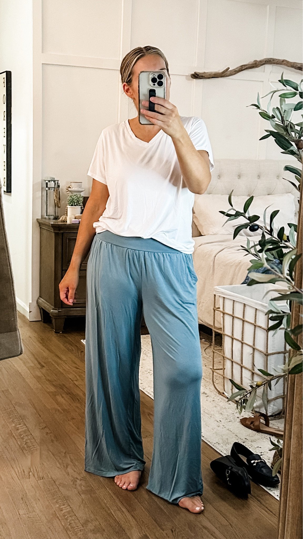 Comfiest bamboo loungewear! True so size. I’m in a medium in both. 

#LTKmidsize #LTKstyletip #LTKfindsunder50