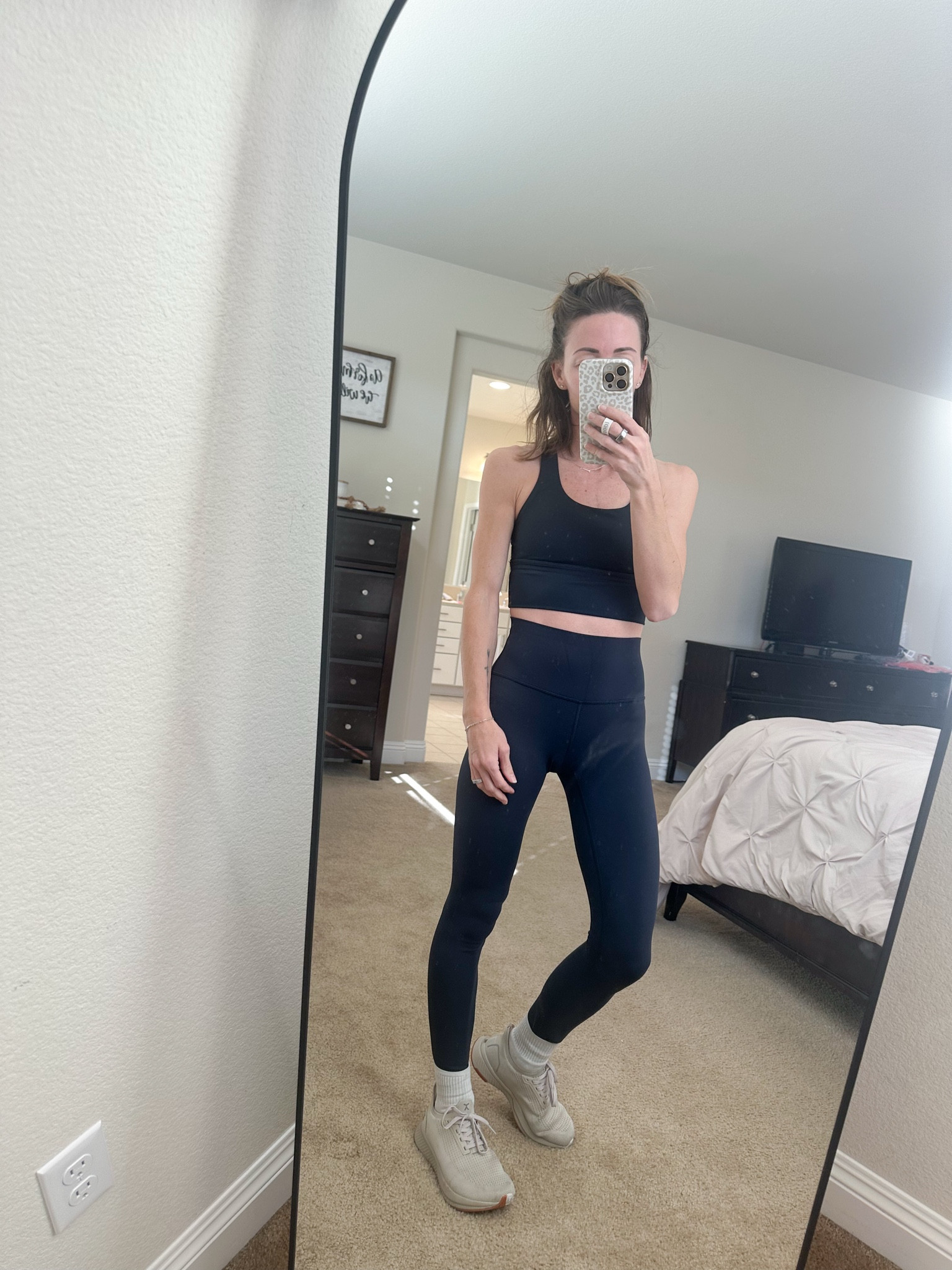Workout OOTD, gym fit, activewear fashion, fitness outfit inspo, Adapt Runner shoes, Flux footwear, Amazon gym fit

#LTKFitness #LTKActive