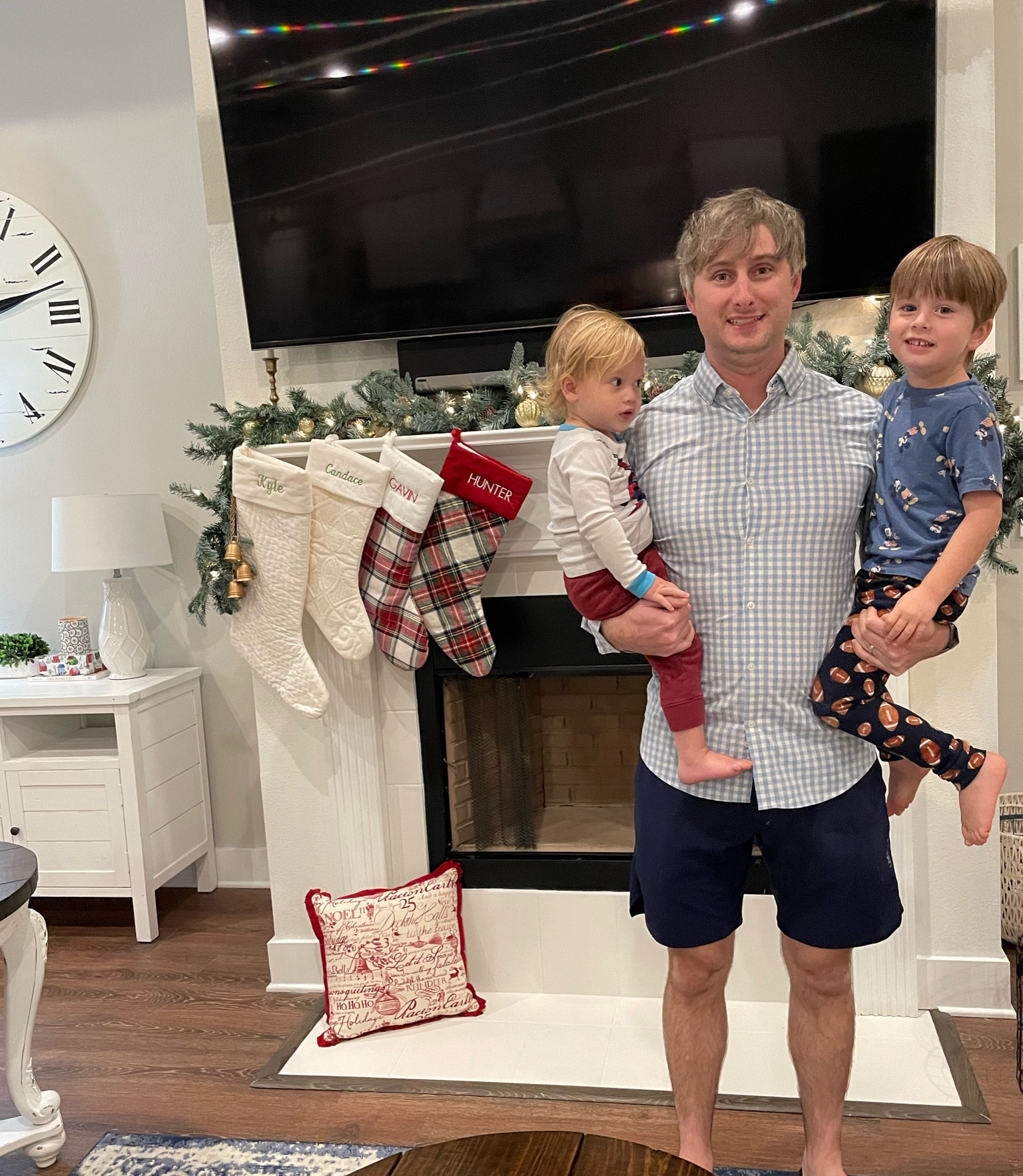 Christmas decorations, menswear, men’s fashion, Christmas garland 

#LTKmens #LTKfamily #LTKhome