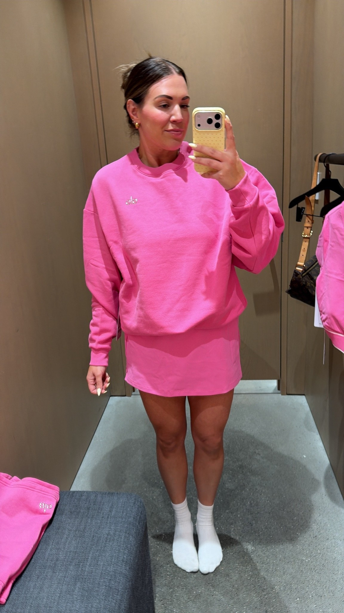 curvy midsize Alo Paradise Pink look! wearing size large in tank top and skort 💕 and size medium in pullover (runs big!)

#LTKSeasonal #LTKMidsize #LTKActive