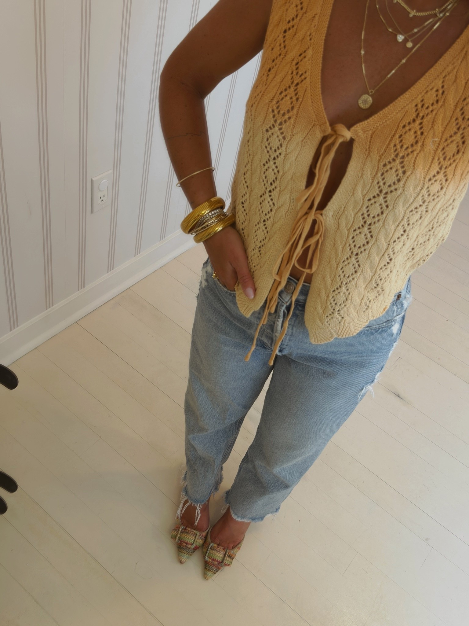 Denim: Size 23
Top: Size Small
Heels: Size 6 (if between go up in this brand)

#LTKgrwm #LTKootd #LTKPetite