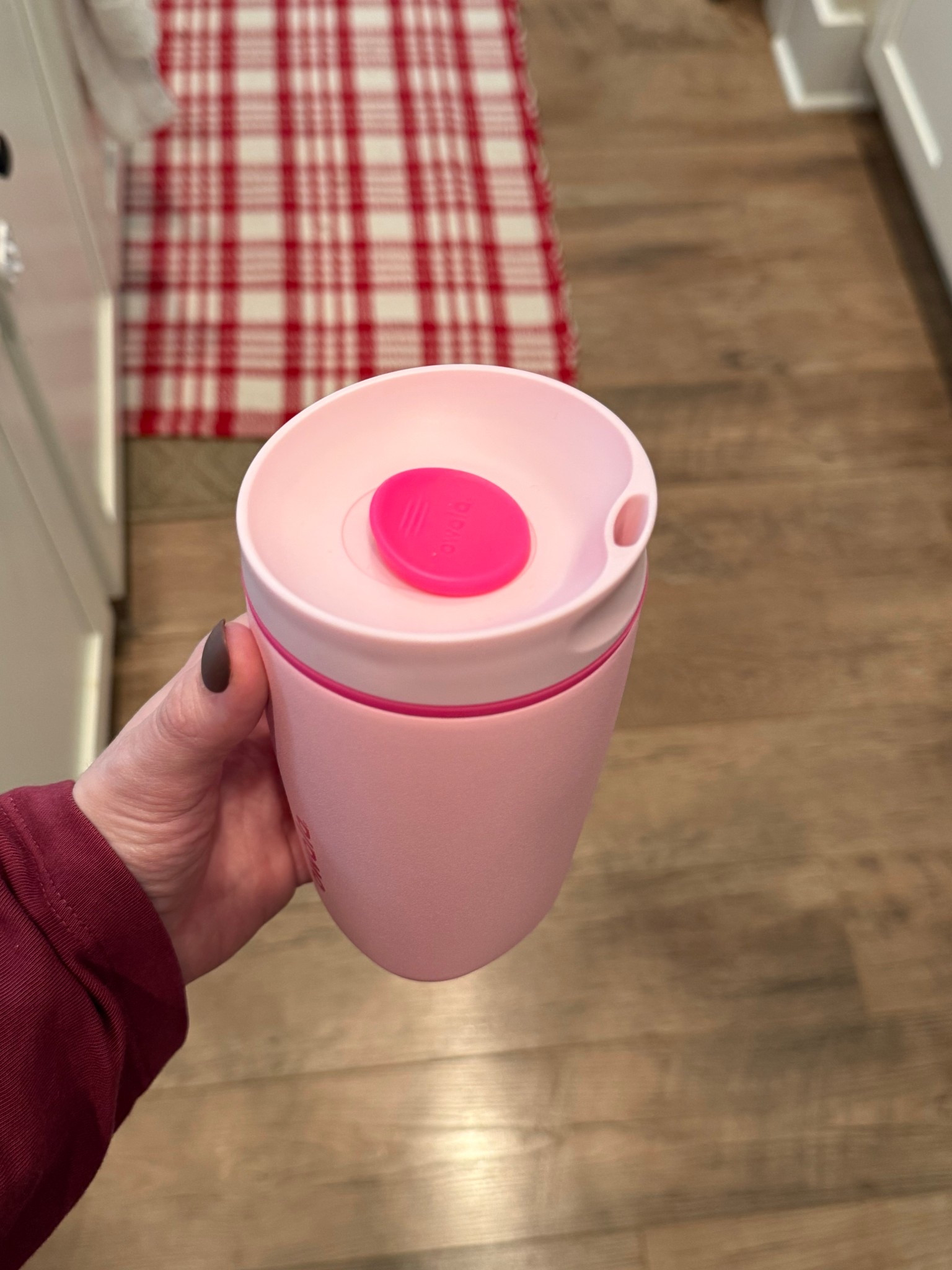 i use the owala kids cup for my iced coffee on the go bc it’s the perfect size! also great gift idea 🩷

#LTKmomlife #LTKmorningroutine #LTKGiftGuide