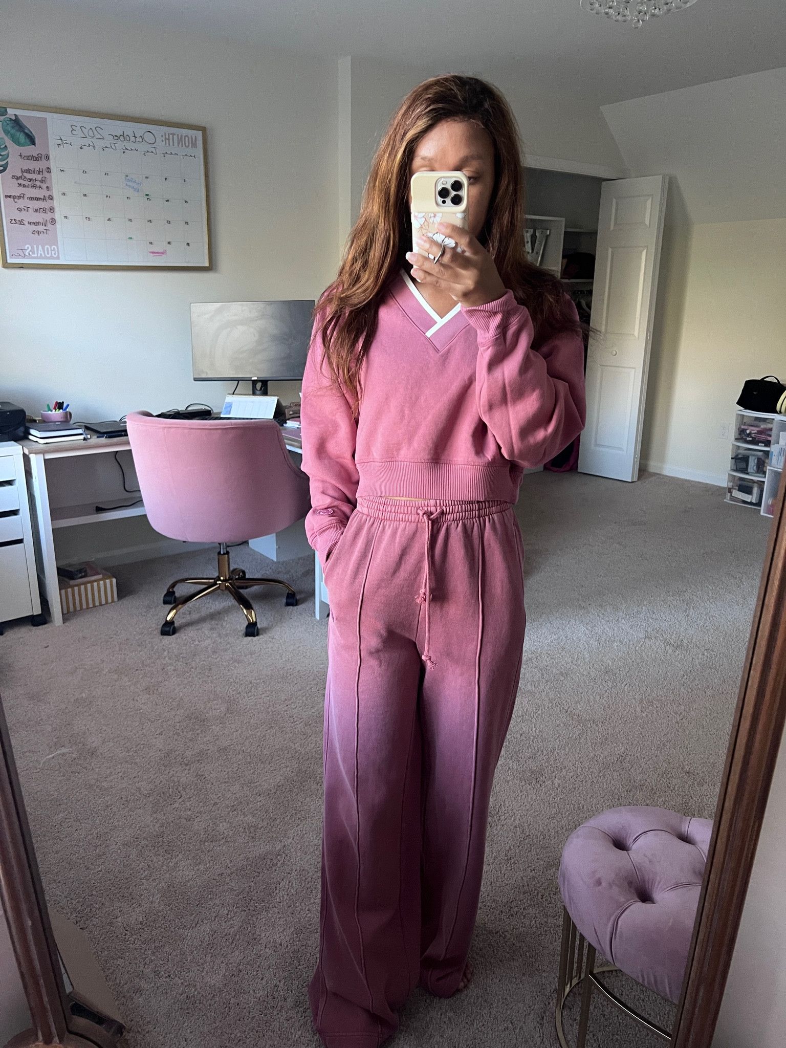 Winter lounge outfit | loungewear | winter outfit | travel outfit | travel style | work from home outfit | vspink | wide leg sweatpants | holiday lounge 

#LTKtravel #LTKHoliday #LTKfindsunder50