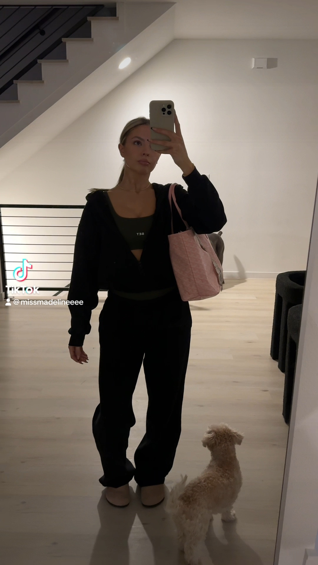 Pilates fit + Skims sweats!!! 

#skims #setactive

#LTKfitness #LTKGiftGuide #LTKfindsunder100