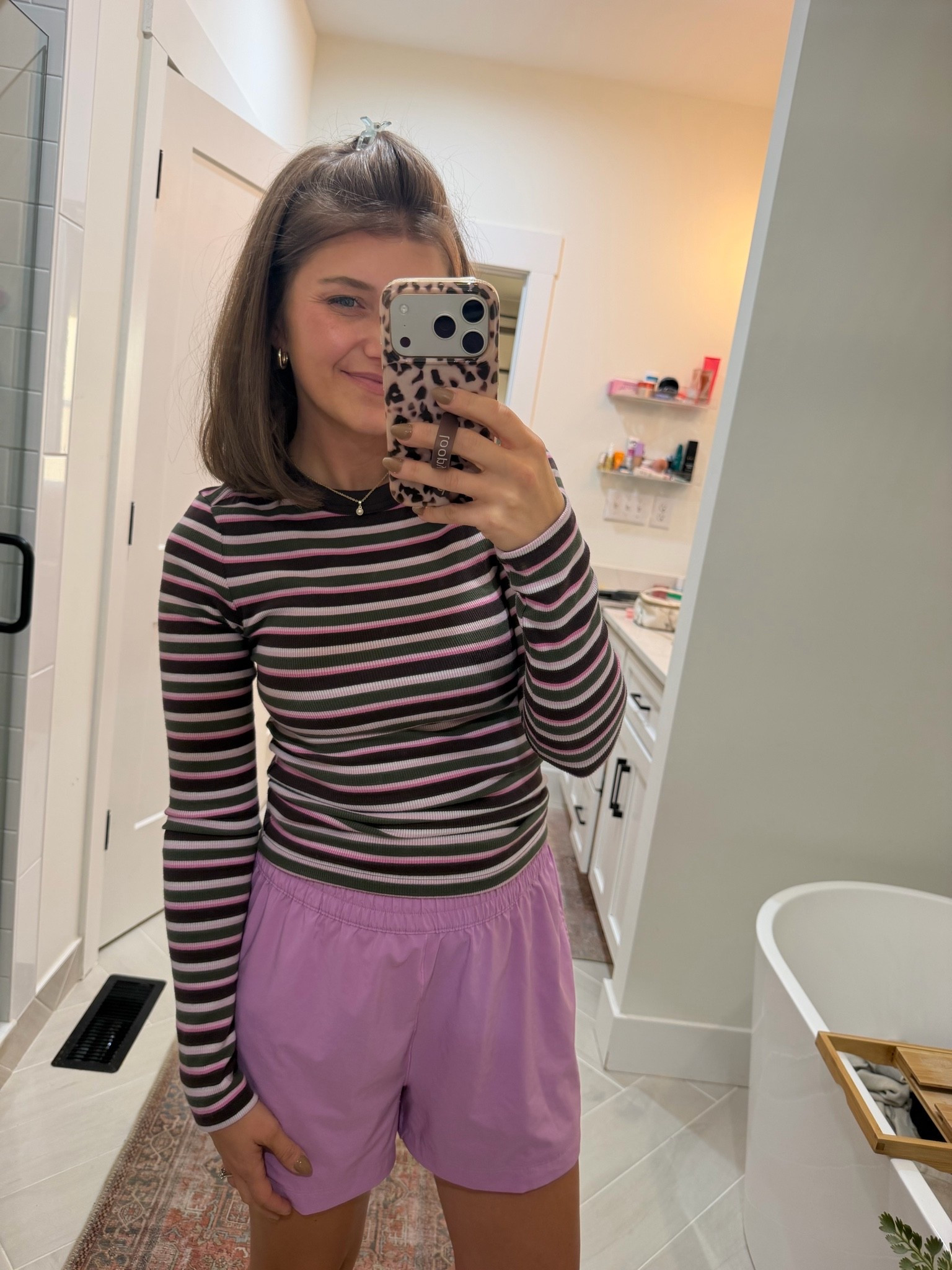 @Aerie always has the best comfy/mom fits.💗🤎