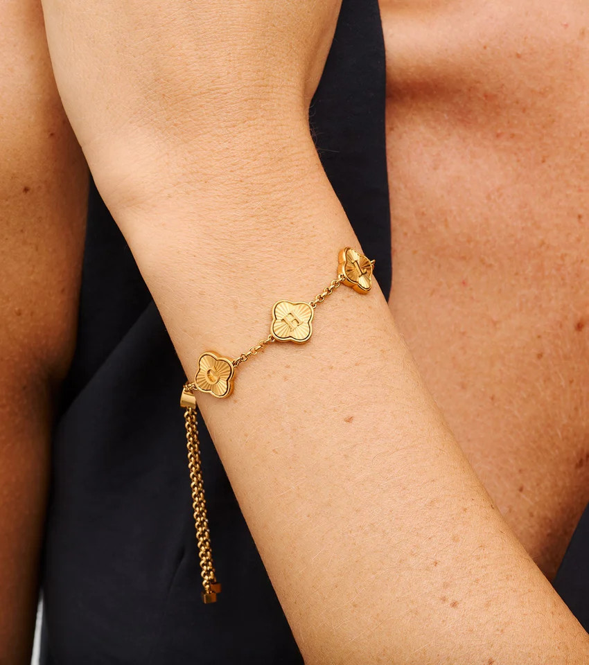 Textured Clover Custom Name Bracelet (Gold) | Abbott Lyon