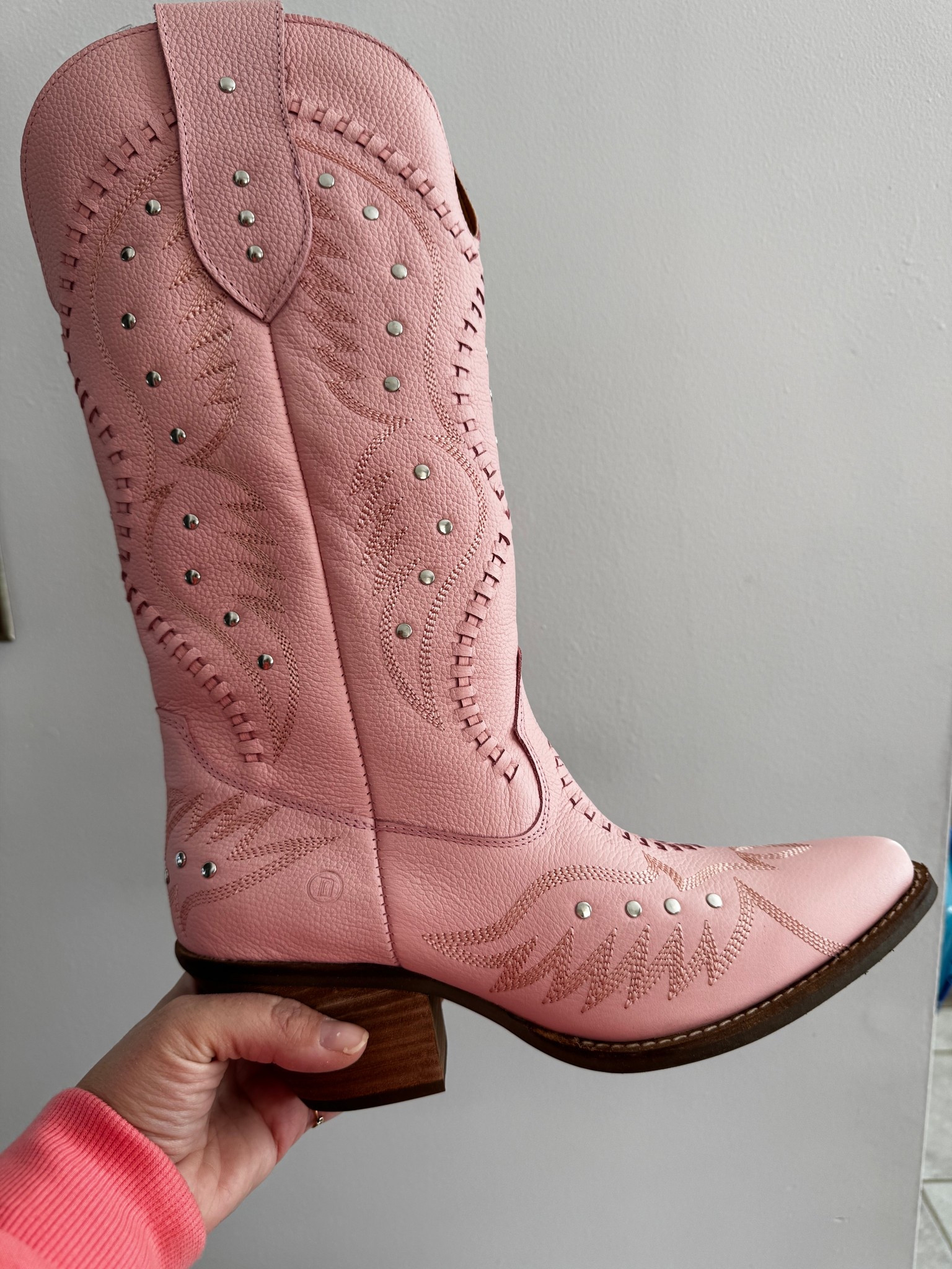 Dingo1969 pink cowboy boots 

#LTKMidsize #LTKFestival #LTKStyleTip