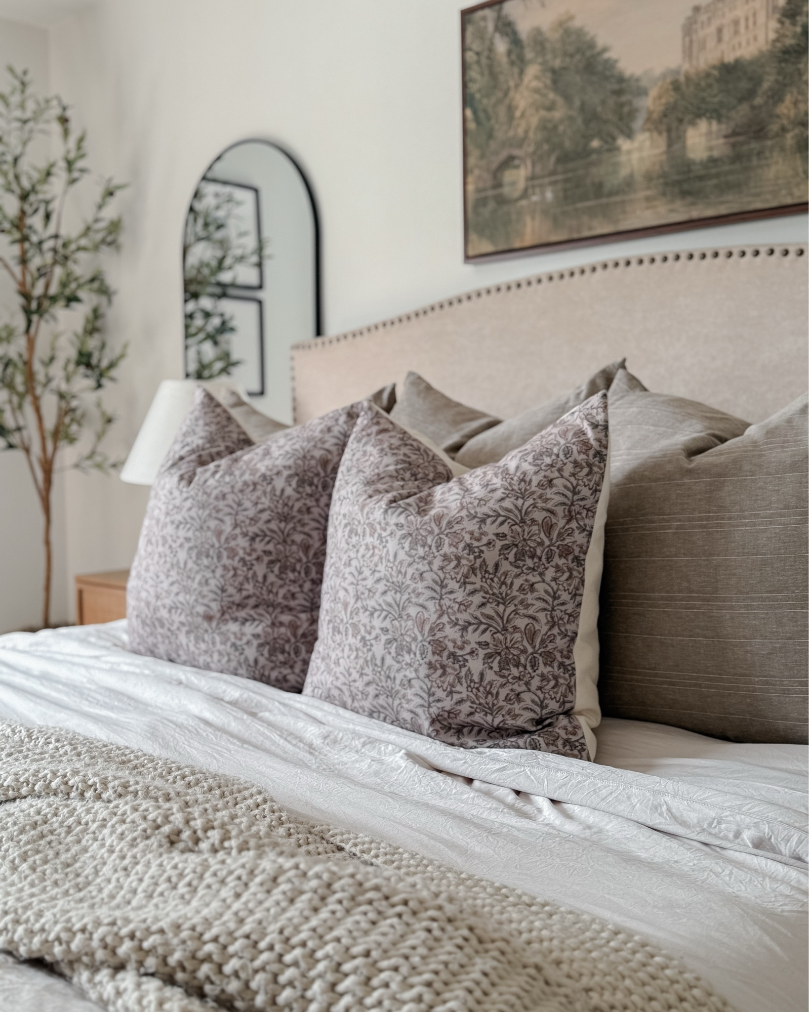 Amazon floral pillows perfect for all year round! 🤎 

#LTKHome #LTKSeasonal #LTKdayinmylife