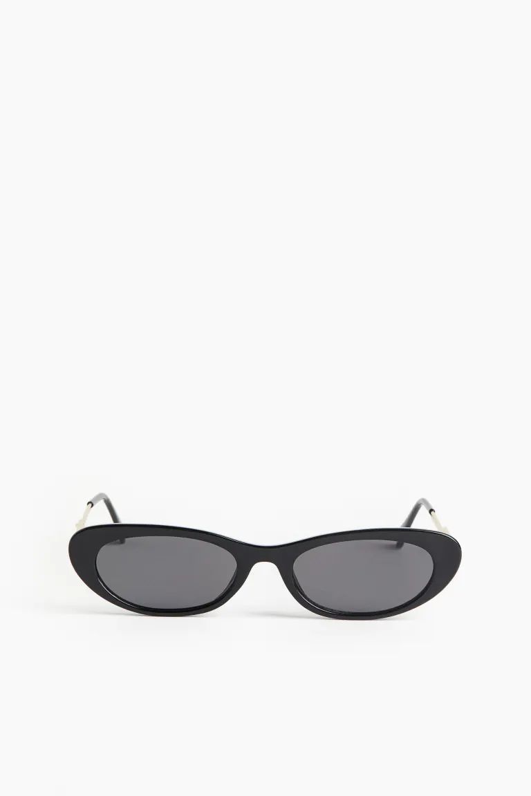 Narrow cat-eye sunglasses - Black - Ladies | H&M GB | H&M (UK, MY, IN, SG, PH, TW, HK)