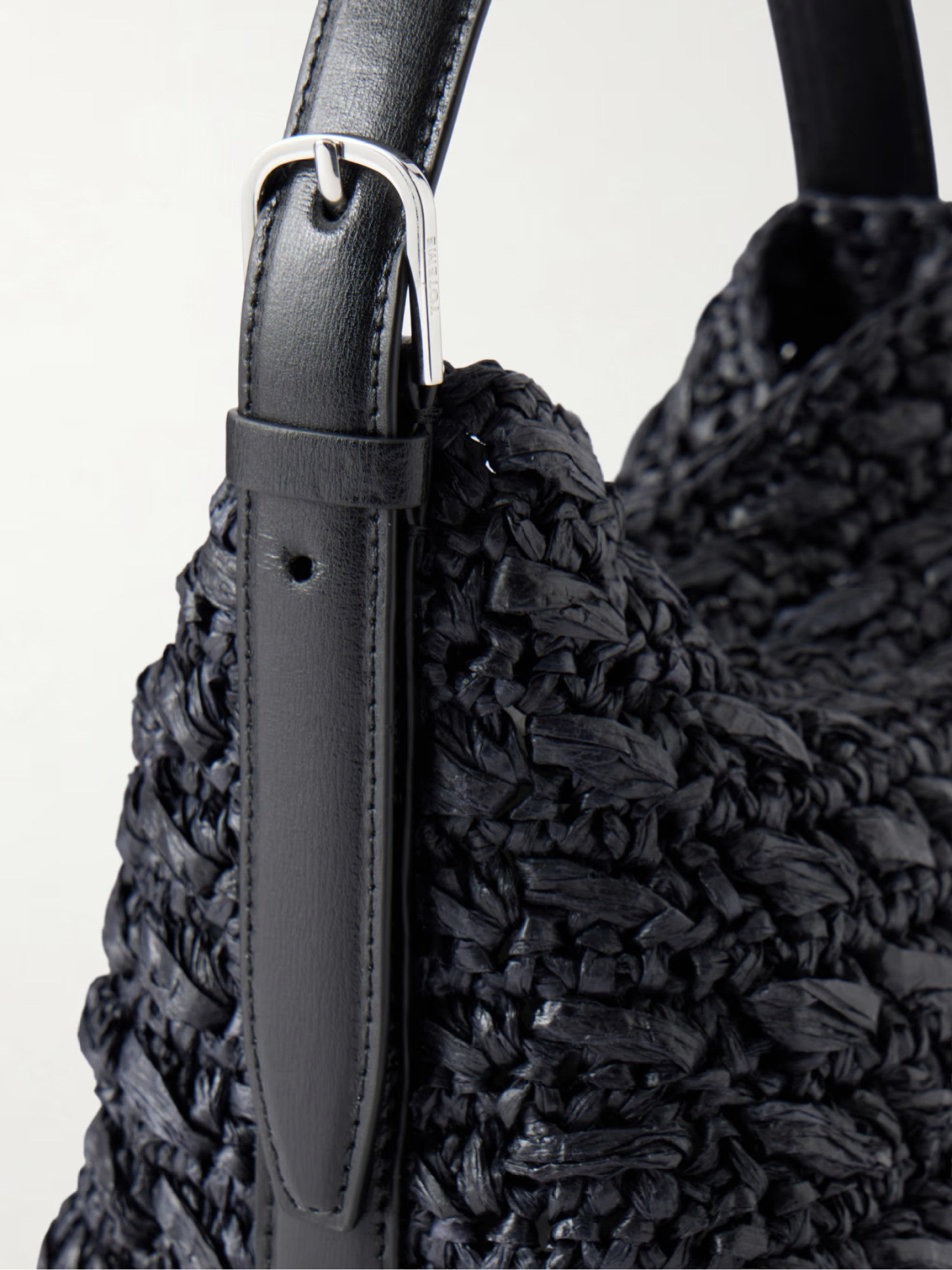 Belted small leather-trimmed raffia shoulder bag | Senser US