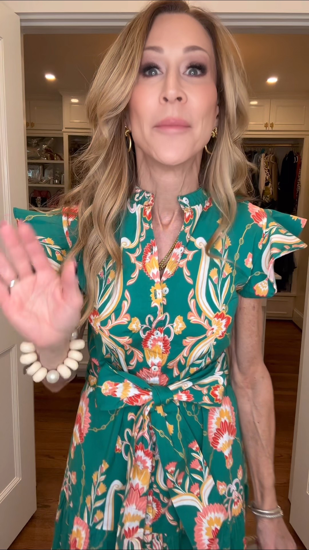 My hands down favorite new dress!  I love everything about this dress from the colors to the fit to the length!  Packing it for our cruise!  I’ve linked a similar bag and the exact shoes as well as several other dresses!


#LTKShoeCrush #LTKSeasonal #LTKStyleTip