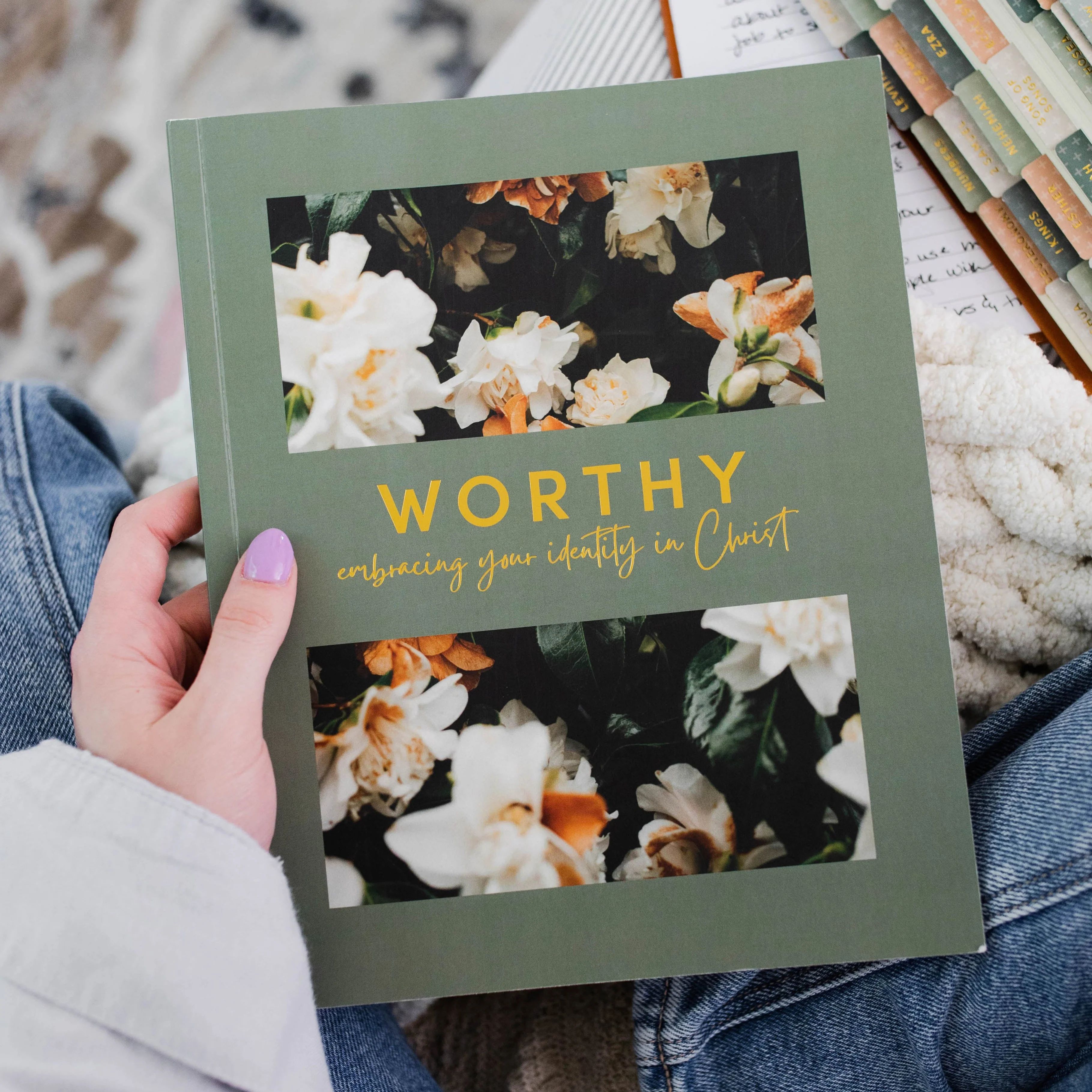 Worthy | Embracing Your Identity in Christ | The Daily Grace Co. | The Daily Grace Co.