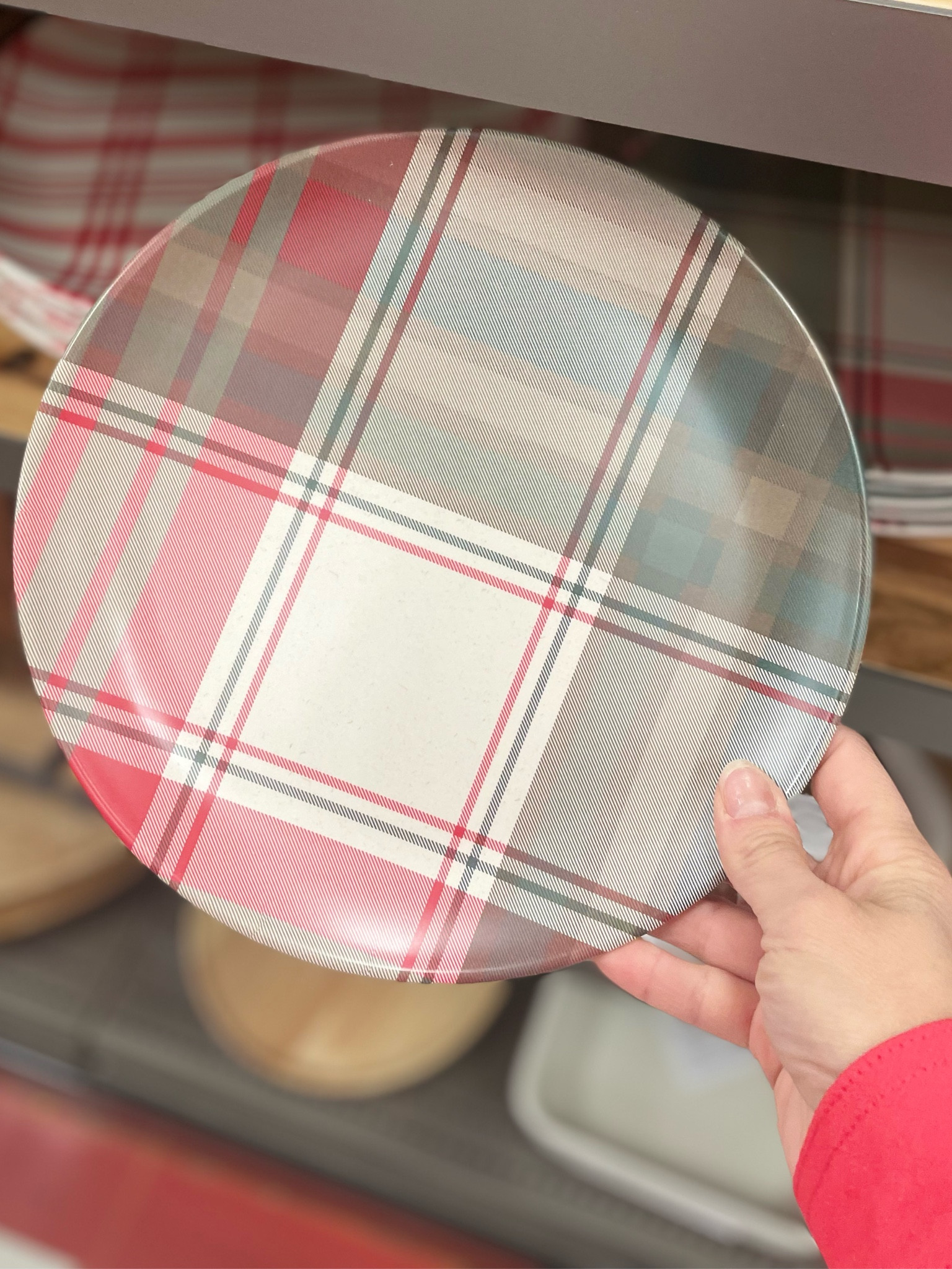 Christmas table settings , Holiday plates & dishes, Hearth and Hand Christmas Holiday decor 

#LTKhome #LTKHoliday #LTKfindsunder50