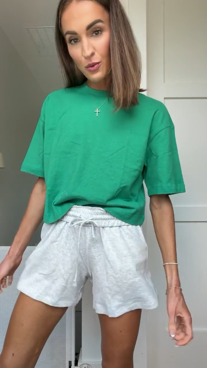 Shirt + shorts both 50% off rn! 💚
