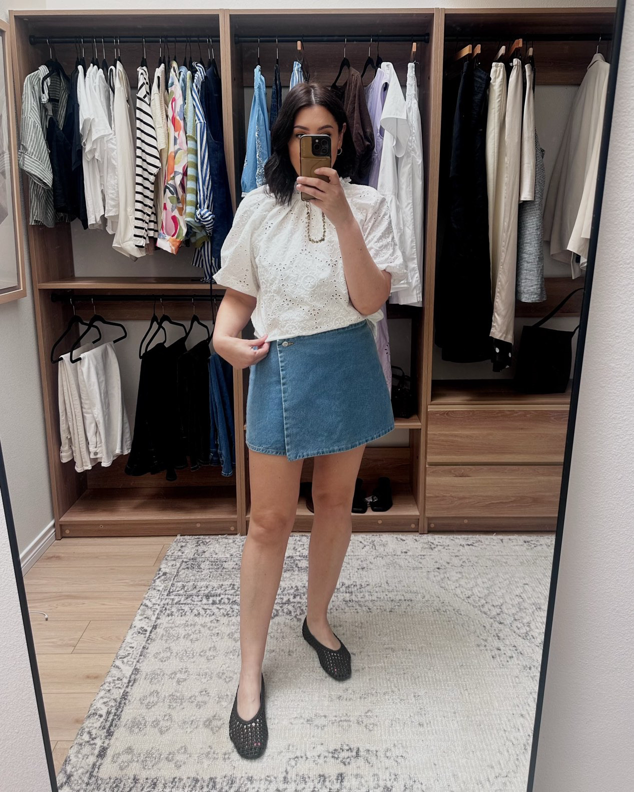 You know I love a white top, but this one is elite. It is high neck, so if that bothers you, need not apply. The sleeves are slightly puff and have an elastic band but very breathable, not too tight. 

I’m in the 10, could have gone with the 8 as it runs generously. 

 