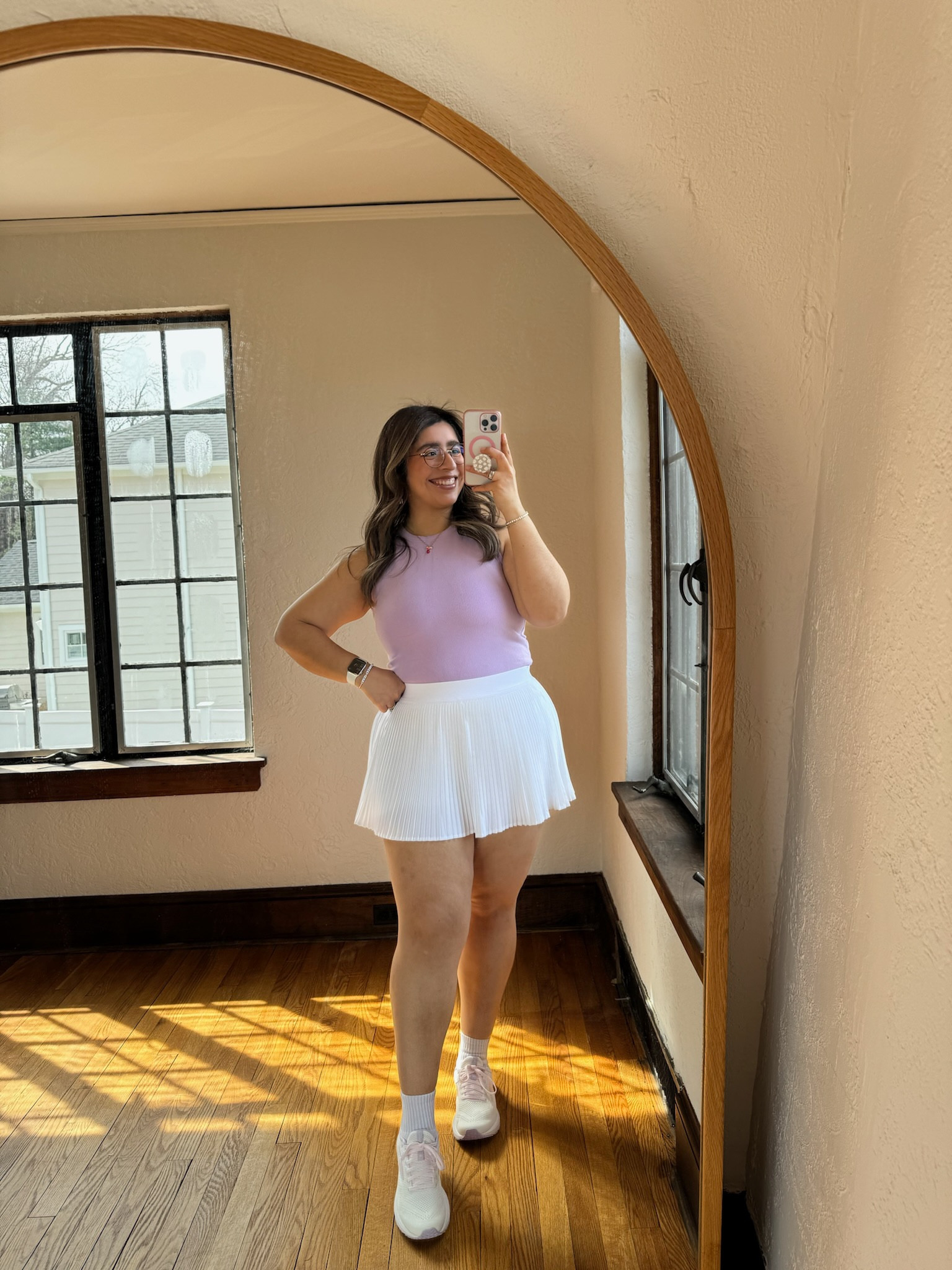Midsize spring outfit, white tennis skirt with a lavender high-neck top 🤩


Midsize style, midsize fashion, spring style, spring outfit 

#LTKfitness #LTKmidsize #LTKstyletip
