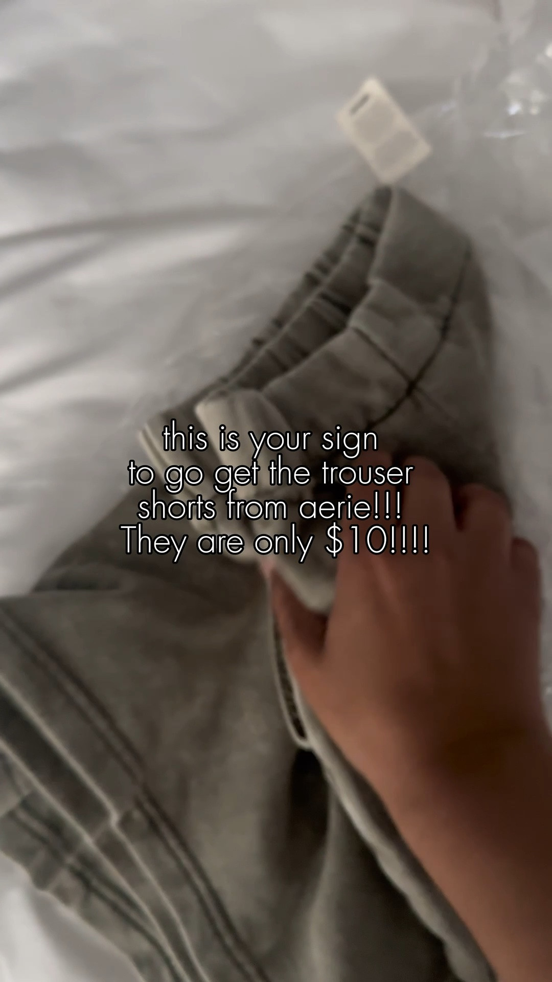 75% off the trouser shorts at aerie, making them only $10!!! plus so many other clearance finds!!! 



// aerie finds, aerie pants, soft pants, soft shorts l, sale alert, clearance sale 

#LTKSaleAlert #LTKSummerEdit #LTKFindsUnder50