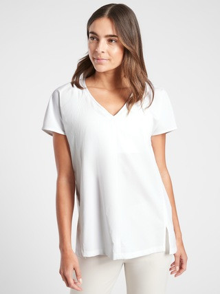 Boulevard V-Neck Tee | Athleta