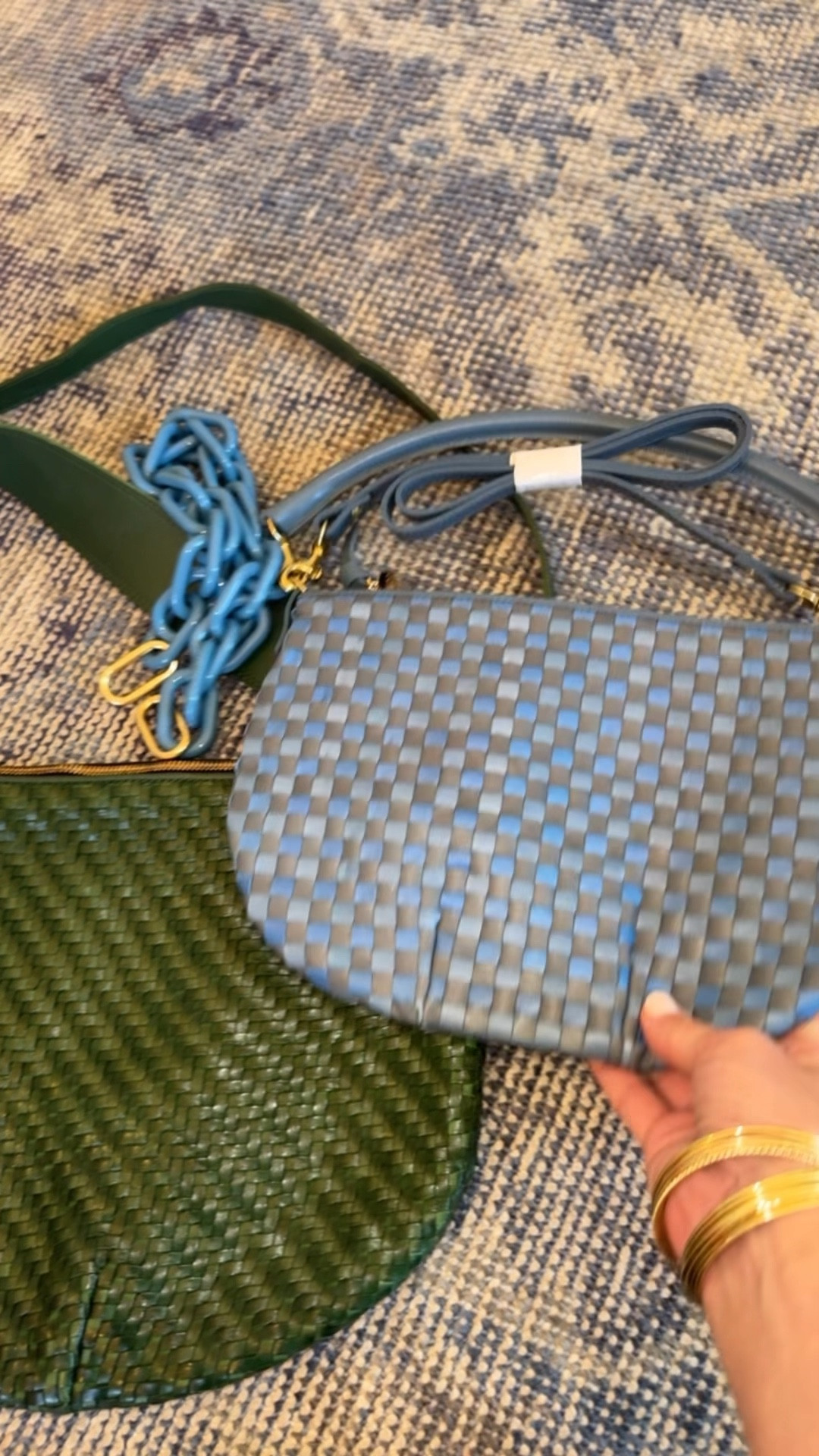 A fabulous hang bag option for those of us who love quality but don’t want designer bag price tag!

Perfect for everyday or for travel!



#LTKOver40 #LTKItBag #LTKTravel