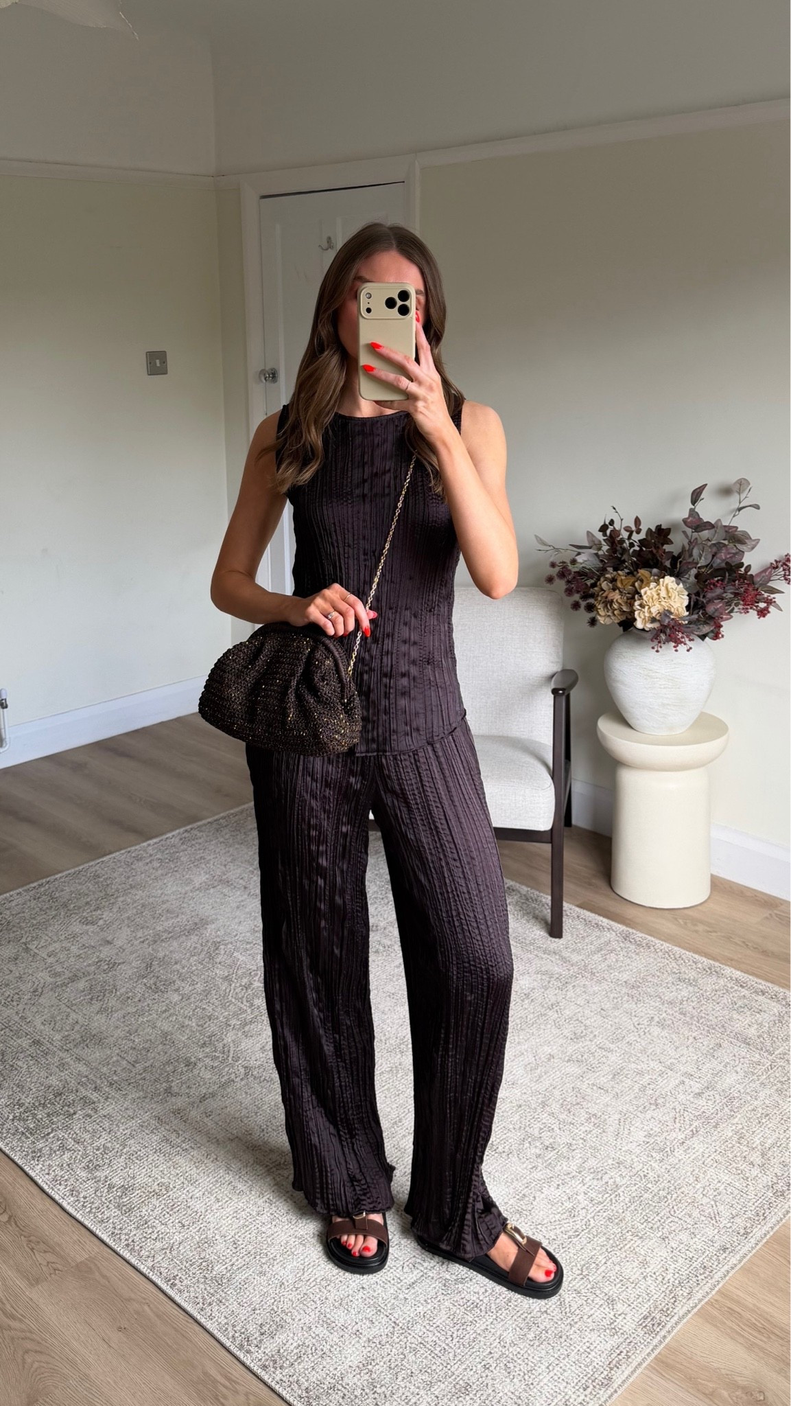 Wearing a small in the top & a small in the matching brown crinkle trousers
I’m 5ft 6 


AD. @Matalan

#LTKuk #LTKspring #LTKsummer