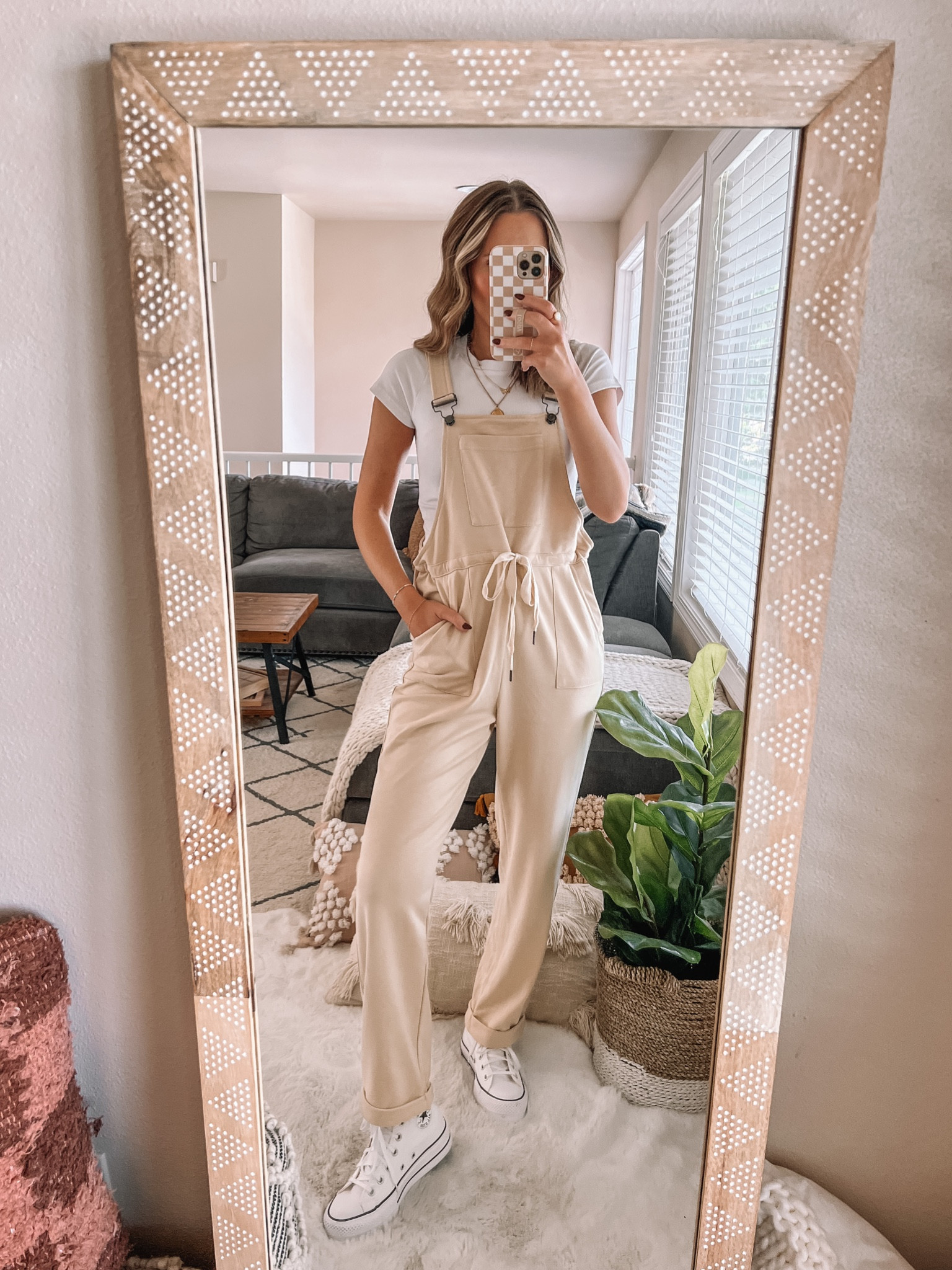 Amazon overalls✨ wearing size small comfy knit overalls and a xs ribbed tee

Amazon finds / amazon fashion / amazon style / overalls / look for less



#LTKstyletip