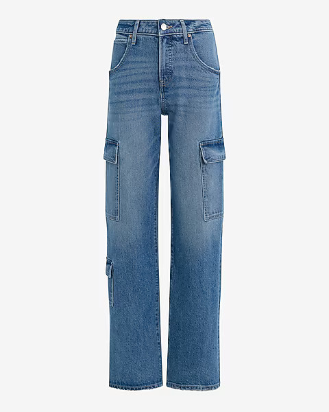 © 2025 Express. All rights reserved. | Express