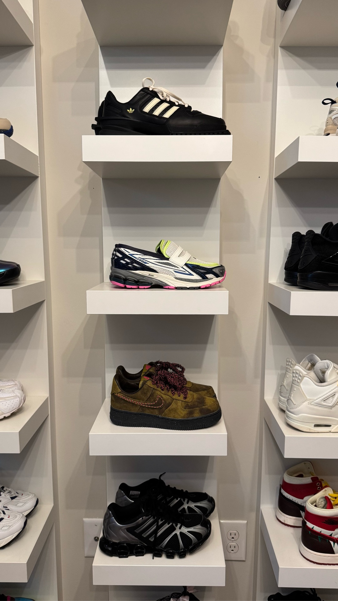 It's time for a spring sneaker haul and here are a few of my latest pick ups! 

#LTKspringtrends #LTKhaul #LTKunboxing