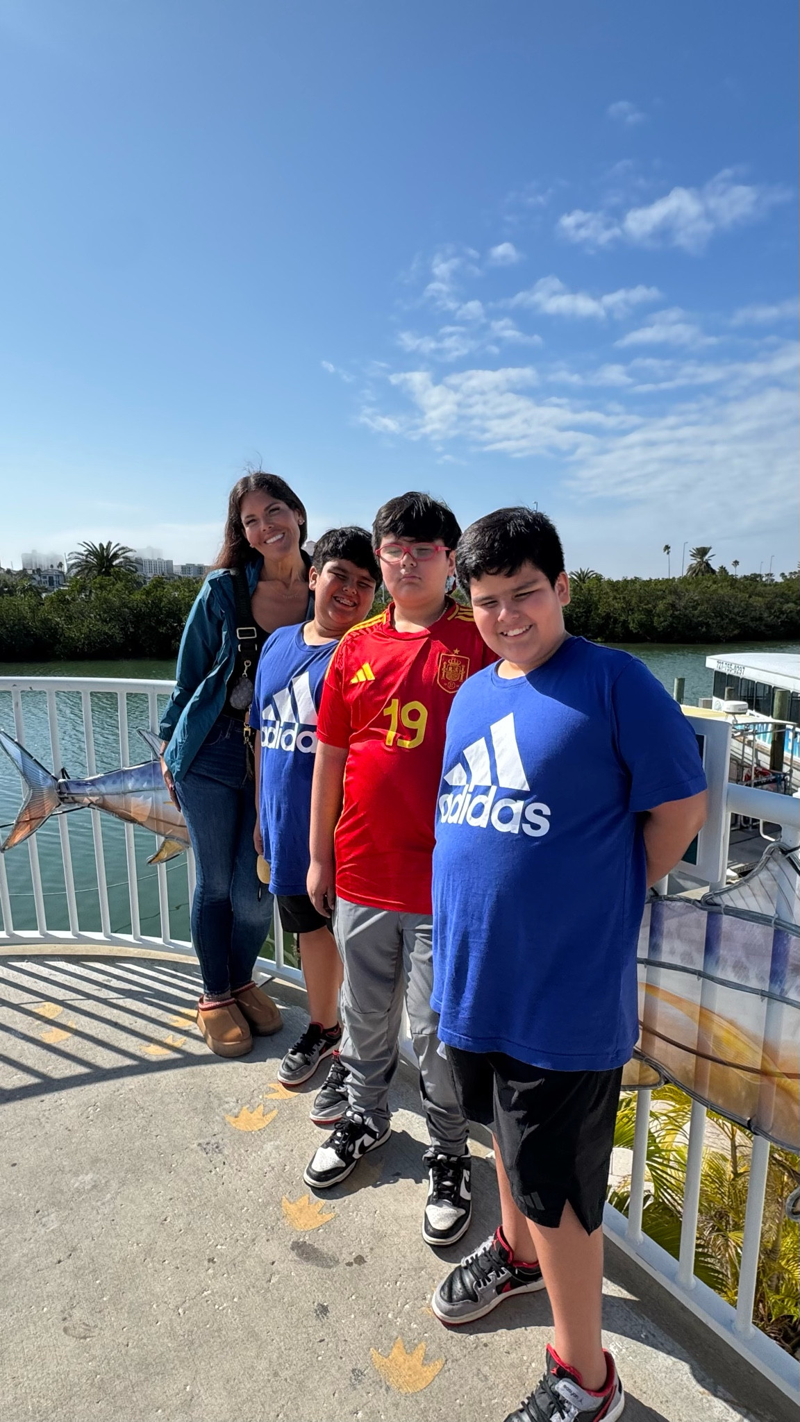 #myjoymyloves 💙💙💙💞✨


.

.


.

.


#stylishplusmama  #fashionforeveryone #momigers #latinainfluencer #burberry #versace  #luxuryforless #gucci #nordstromstyle #bloomingdales #mytargetstyle #missoni #sephora #chloe #fentybeauty #Goodamerican #skims #freepeople #momlife #limabeanboys #boymom #fendi #thenorthface #adidas #nike #amazonfashion #freepeople #tomford #airjordan #sneakerhead

#LTKSaleAlert #LTKSeasonal #LTKActive