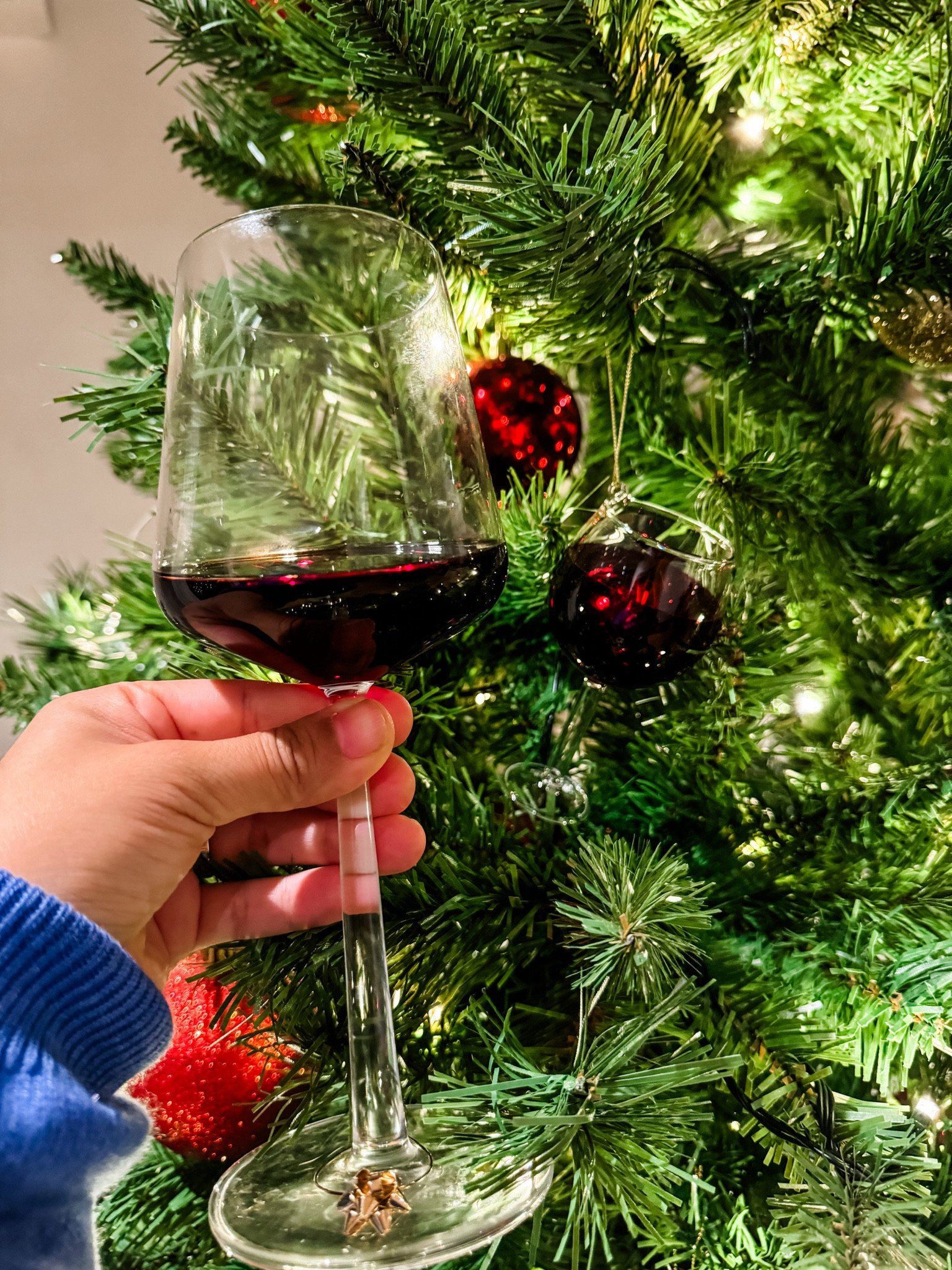 Christmas ornament for wine lovers🍷 #christmas #wine #ornament #christmasornament 

#LTKFindsUnder50 #LTKGiftGuide #LTKHoliday