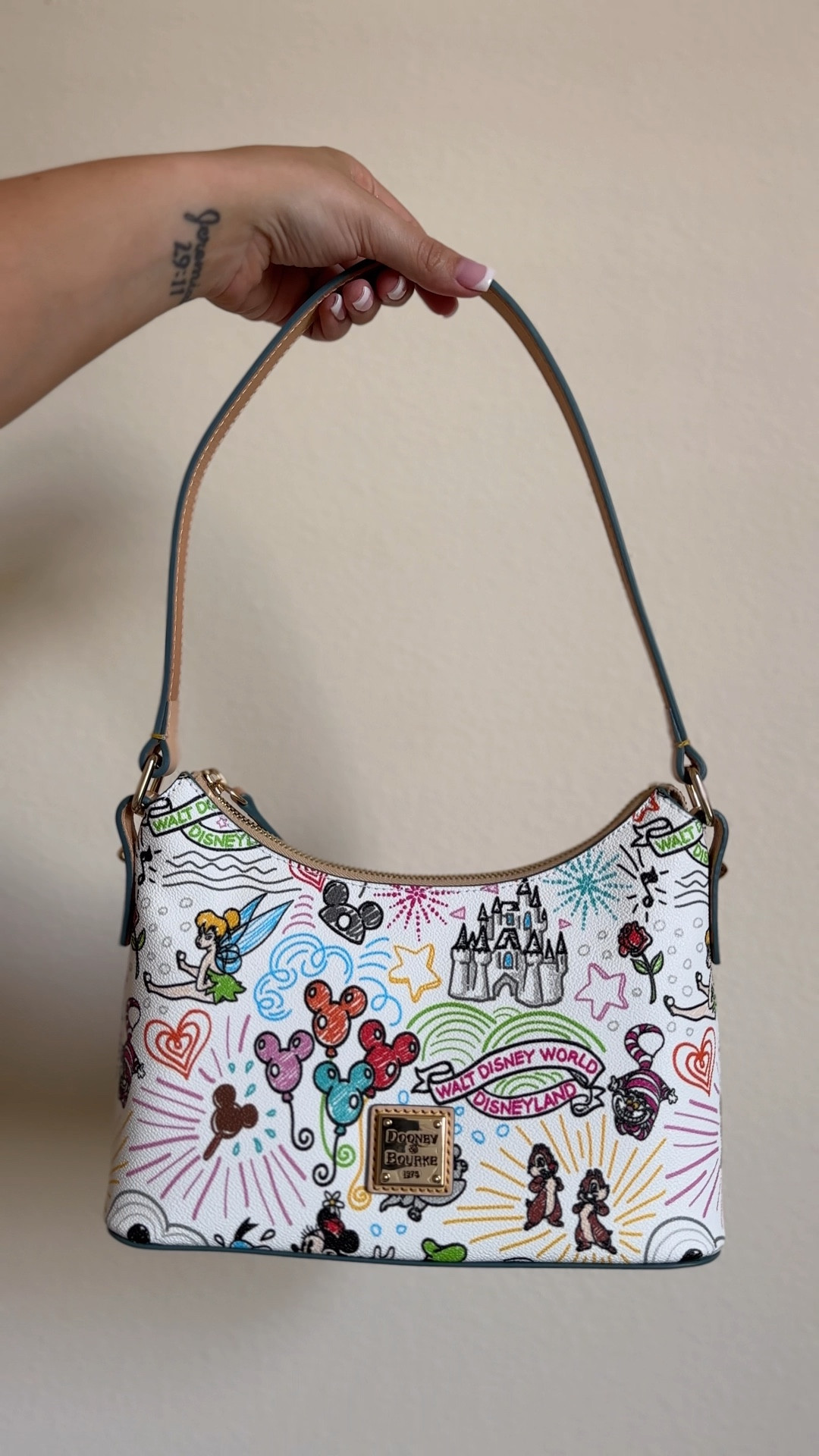 Disney Dooney & Bourke Sketch Purse 💕

#LTKSaleAlert #LTKFamily #LTKItBag