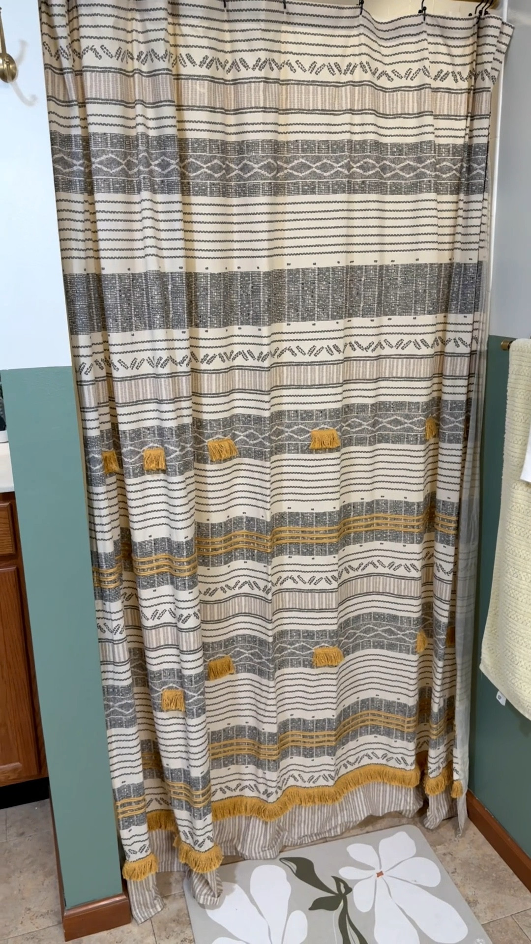 Top Seller: Textured Boho Shower Curtain

One of my recent top sellers and I get why. The neutral stripe keeps it classic, but the woven detail and tassels add just enough texture to make the whole bathroom feel styled. It’s warm, layered, and far from a basic big box curtain. Linking it here.


#LTKHome #LTKSeasonal #LTKSaleAlert