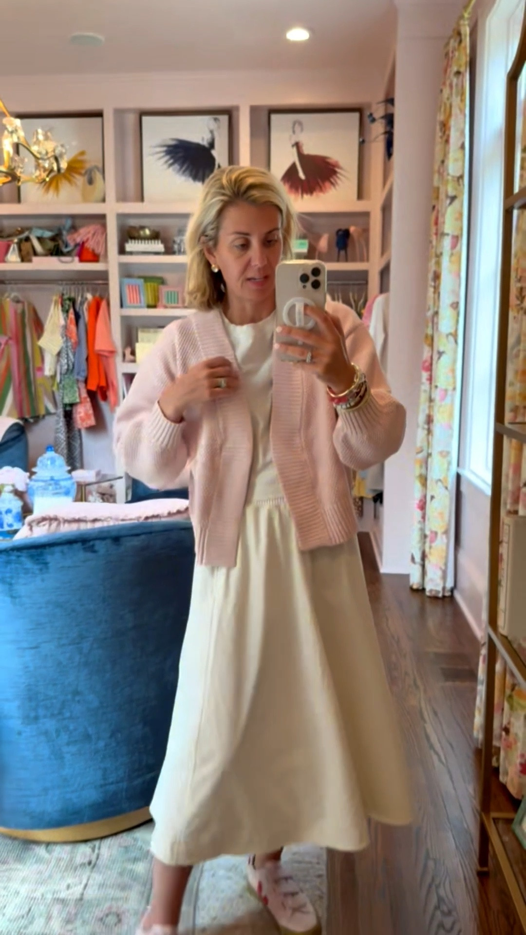 New cardigan style from Quince is so good y’all! Paired it with my favorite every day skirt from Lulu. 
Cardigan & Tee - xs
Skirt - xxs (size down)
Sneaker - 8 tts 

*Use my code Catherine20 on A+B
*Use my code Mixandmatchmadness on Loopy

#LTKootd #LTKdayinmylife #LTKmomlife