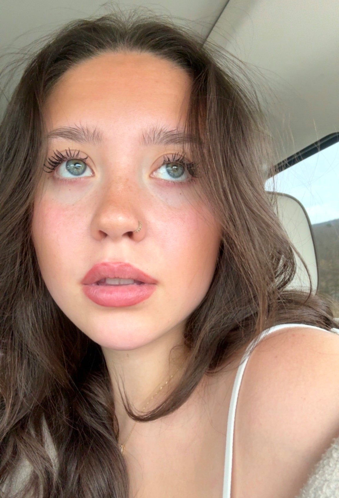 Casual makeup🤍

#LTKHoliday #LTKCyberWeek #LTKgrwm