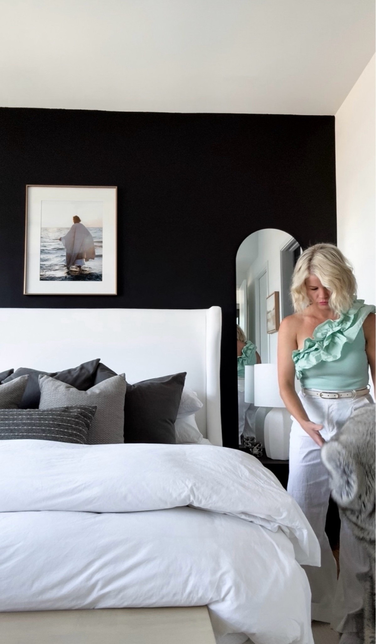 Crisp modern bedroom styling🤍🖤

#LTKHome