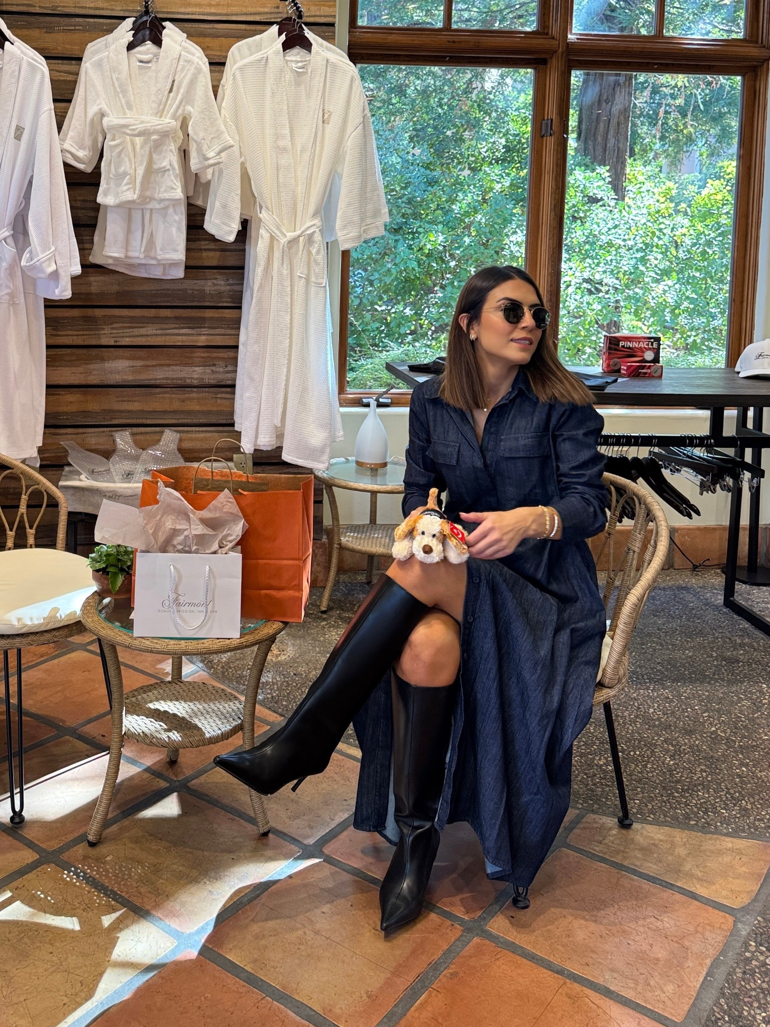 Maxi dress | button down dress | fall dress | must have dress | dress with high knee boots | tall boots | Boots | denim dress | fall dress | Zara | Zara favorites | Zara new in | Zara jeans | Zara dress 