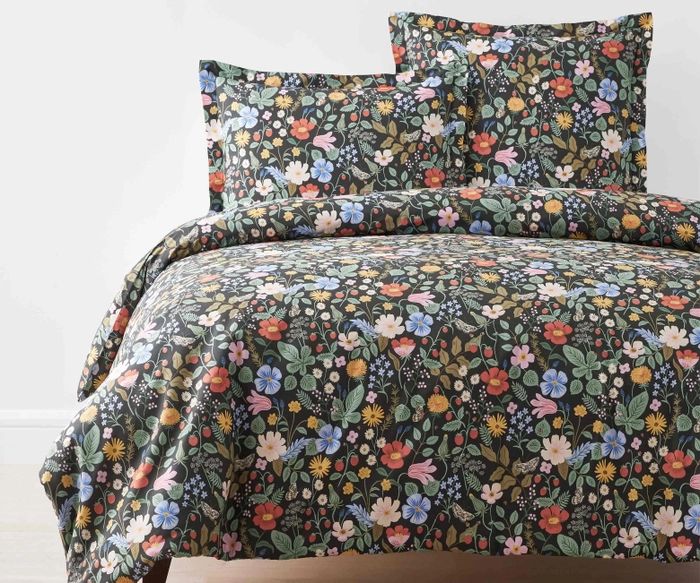 Strawberry Fields Black Percale Duvet Cover | Rifle Paper Co. | Rifle Paper Co.