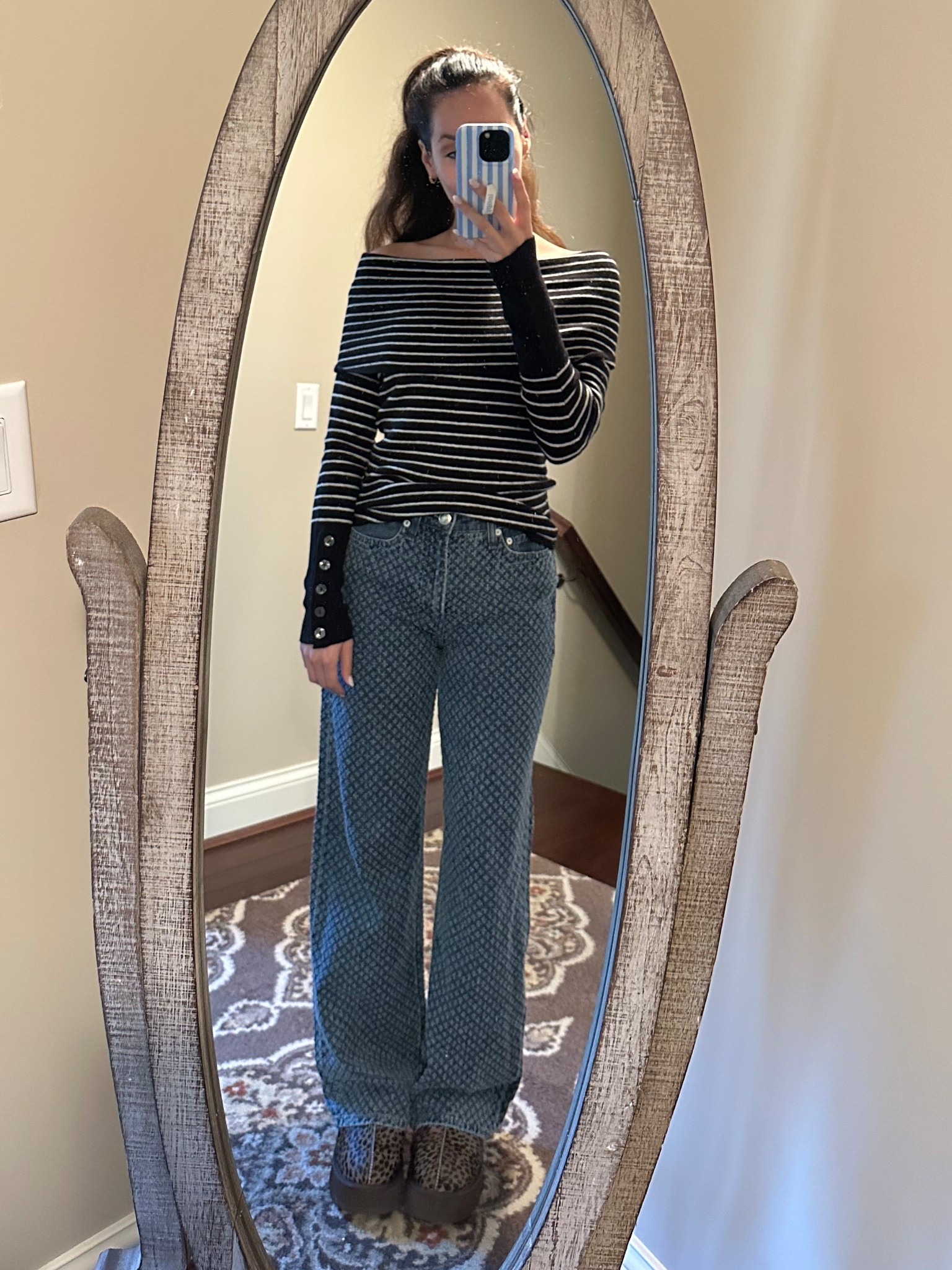 Fall fashion, fall look, fall outfits, stripes 

Free People Evergreen Sweater
Rag & Bone jeans (size 24 for me)
Ugg slippers 

#LTKStyleTip #LTKShoeCrush