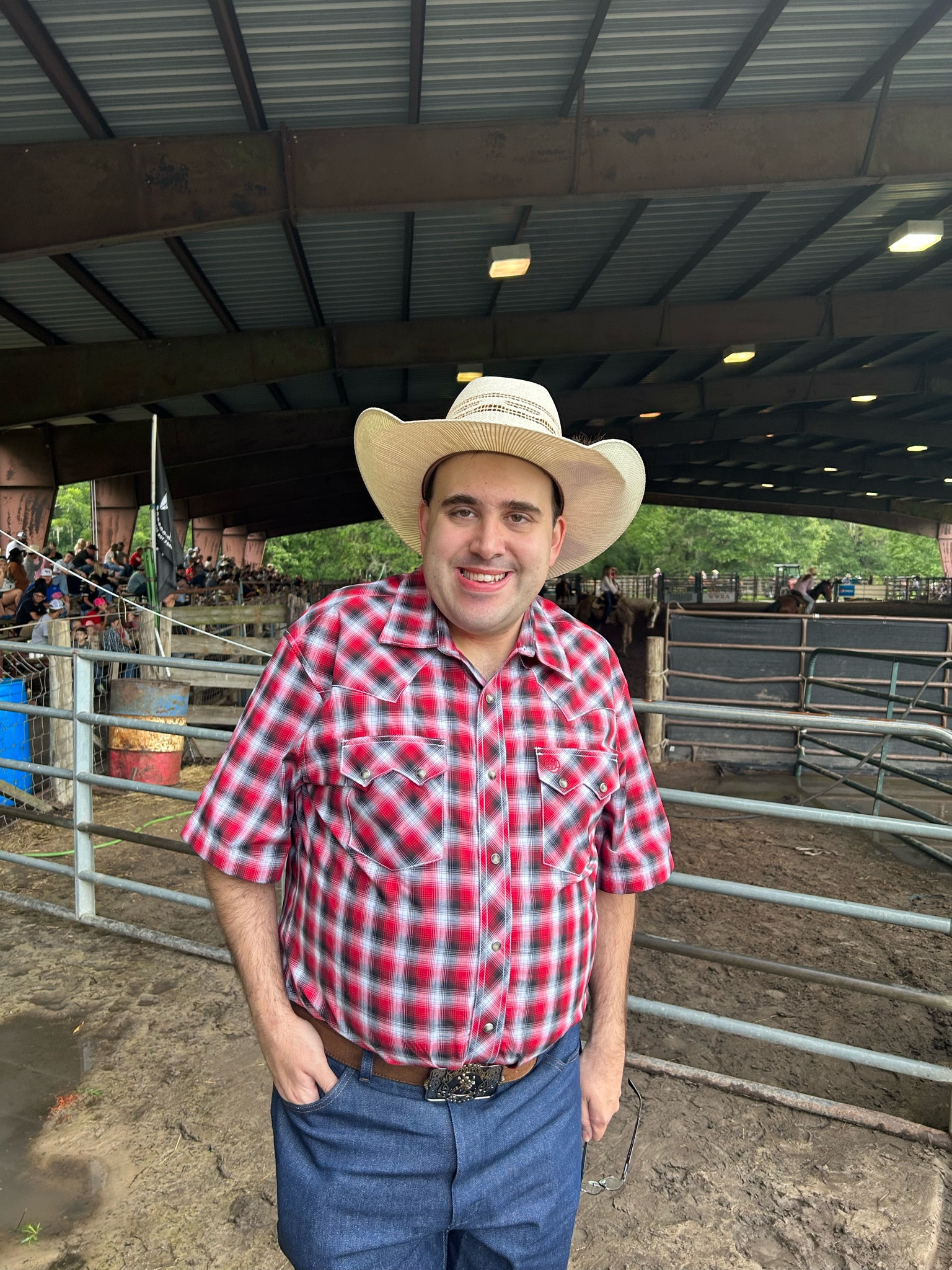 Check out this wrangler retro red plaid pearl snap western shirt. Perfect for going to the rodeo. #rodeo #plaid #wrangler#cowboy #westernshirt #riding #pearlsnaps

#LTKmens